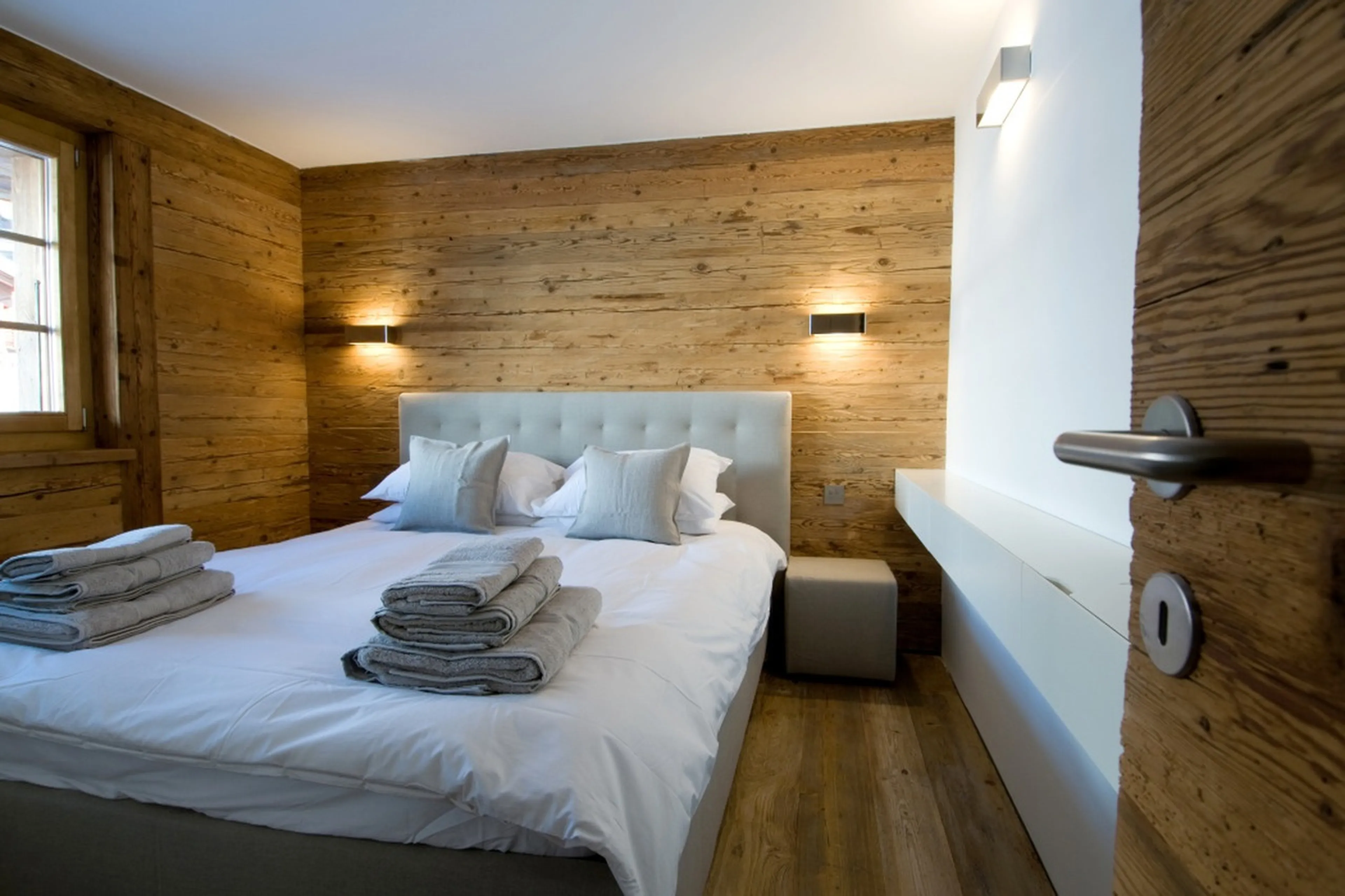 Second double bedroom in La Vallée Blanche in Verbier