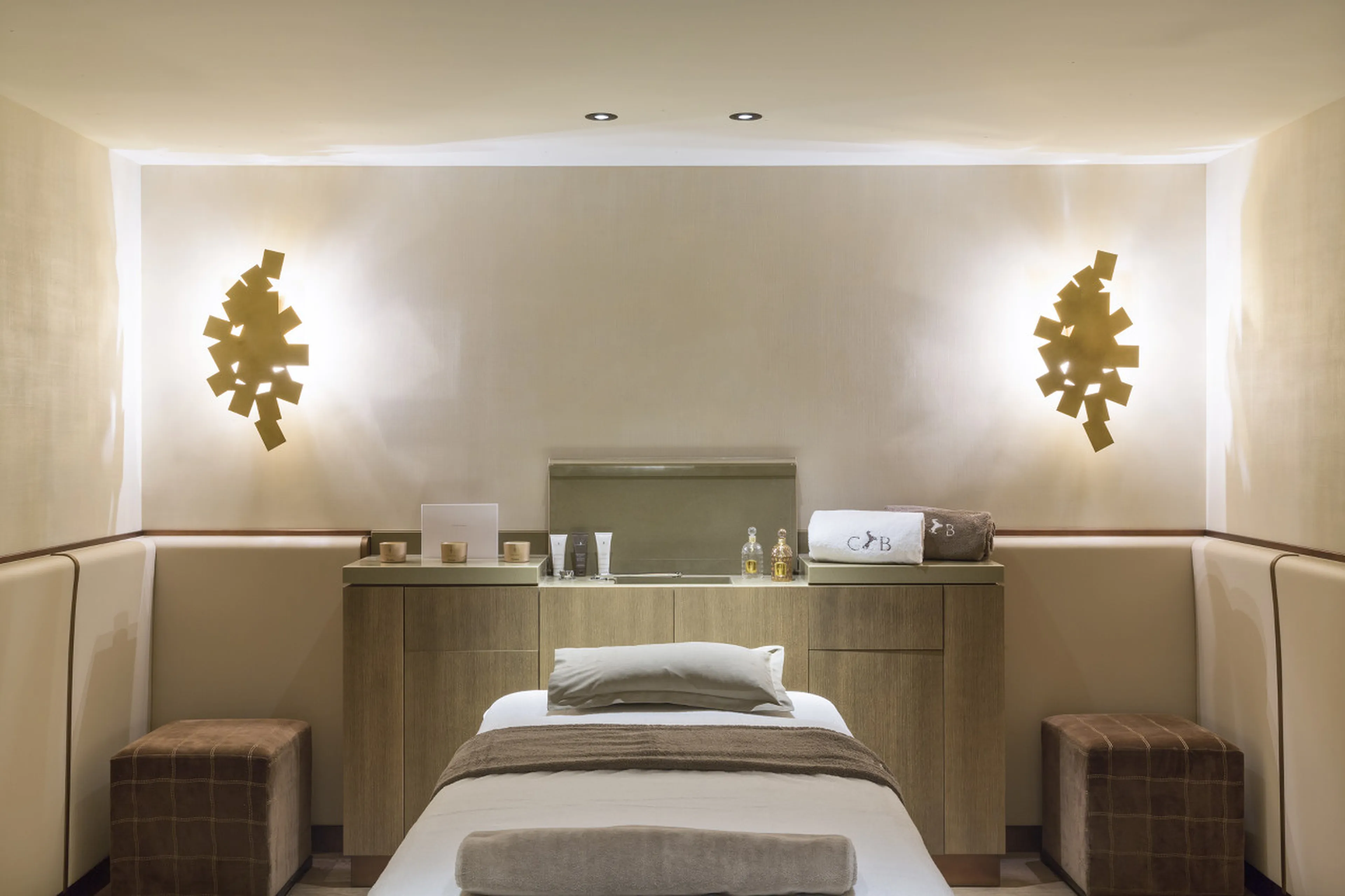 Treatment room in spa area of Le Chalet Cheval Blanc in Courchevel 1850