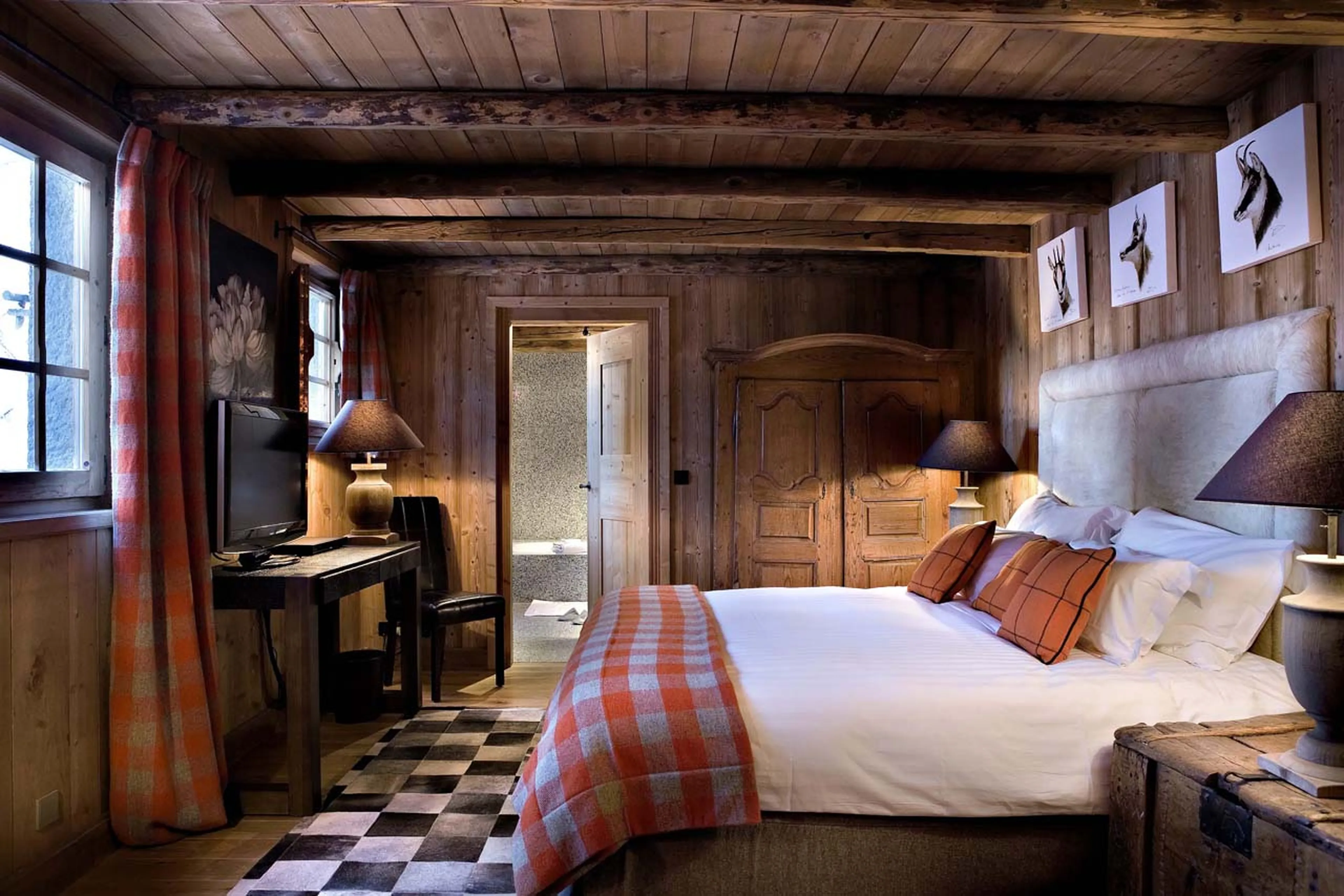 Bedroom four at Chalet des Fermes in Megeve