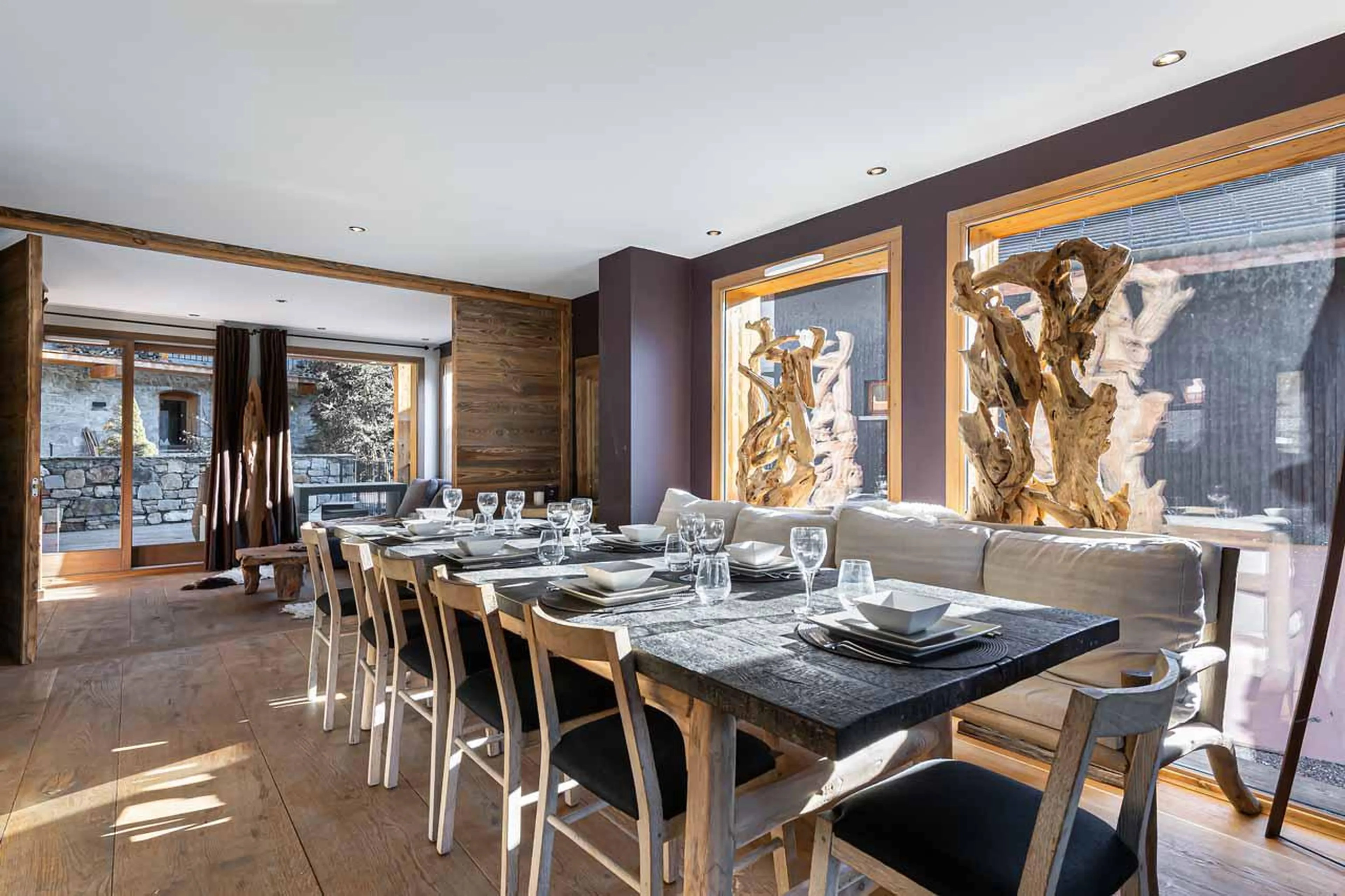 Dining table at Le Chalet in St Martin de Belleville