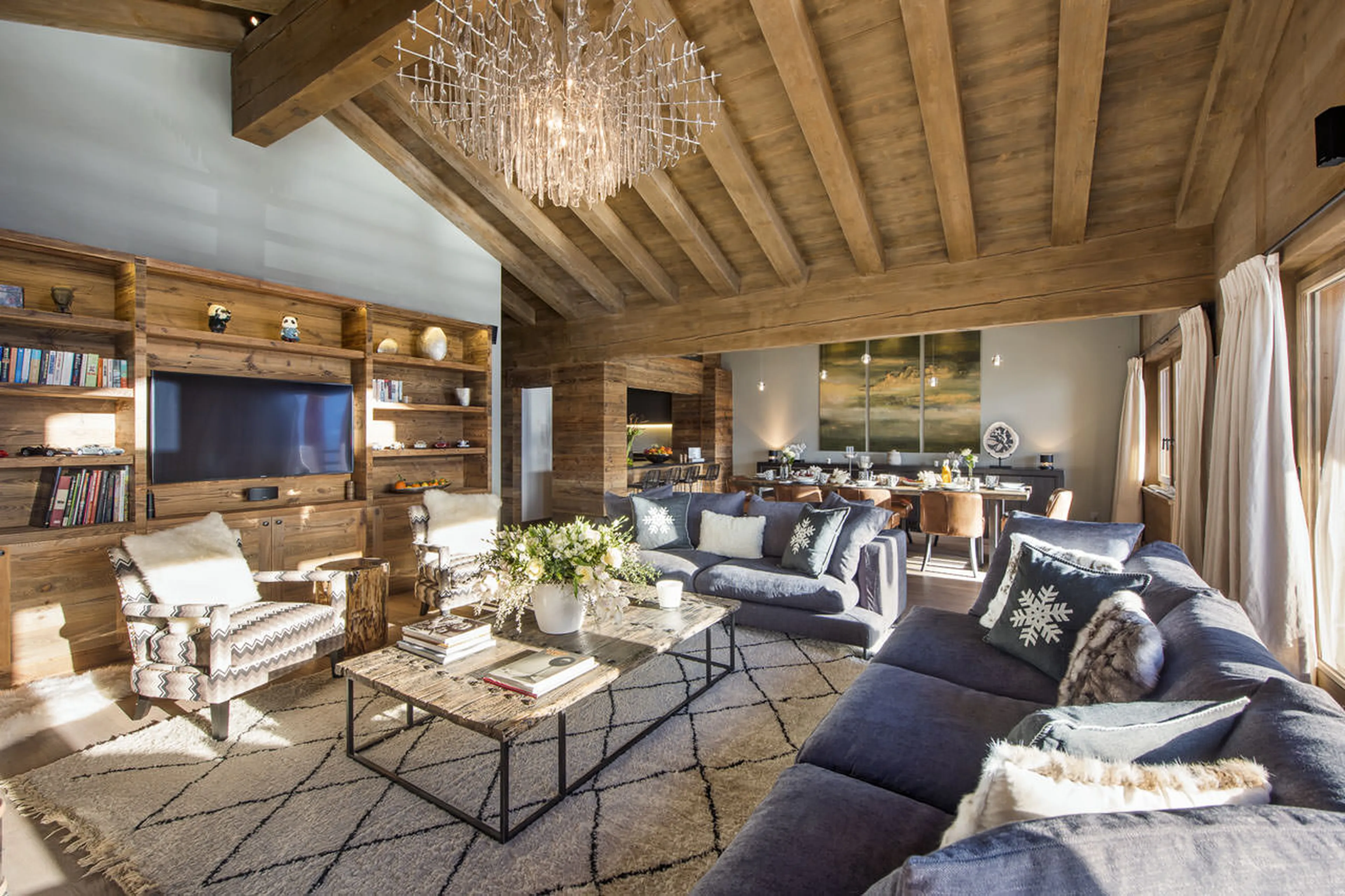 Open plan living area in Le Daray Penthouse in Verbier