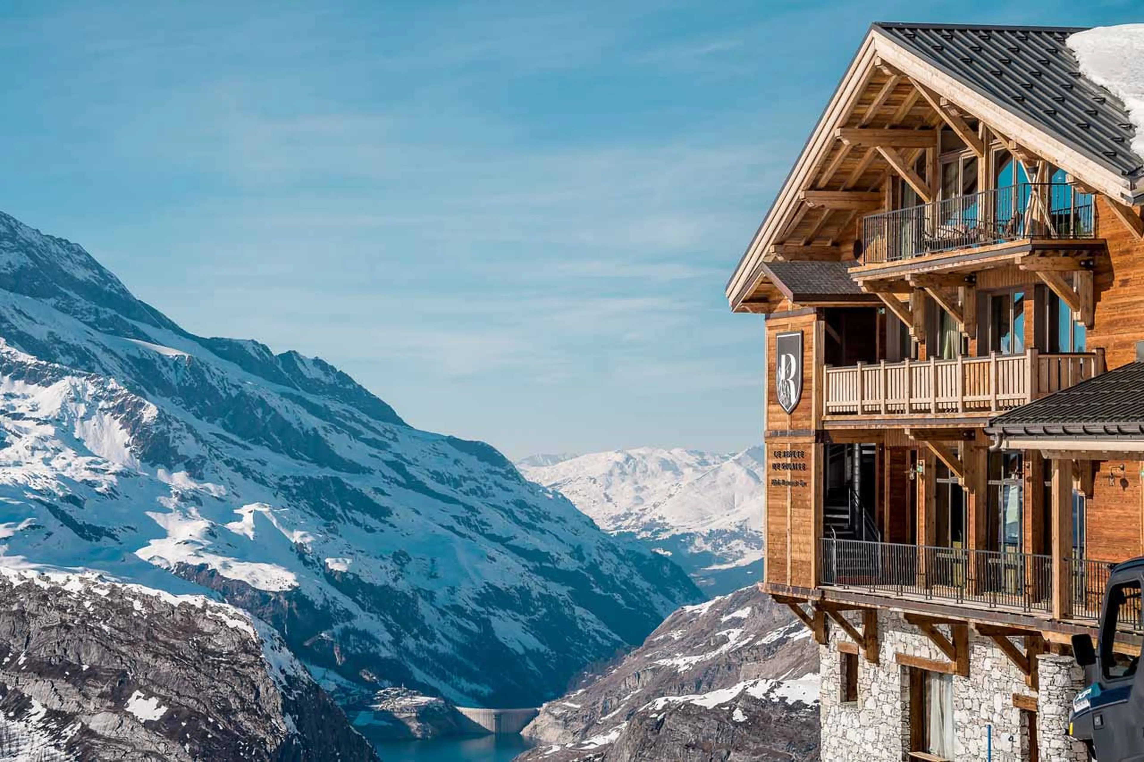 Refuge de Solaise exterior