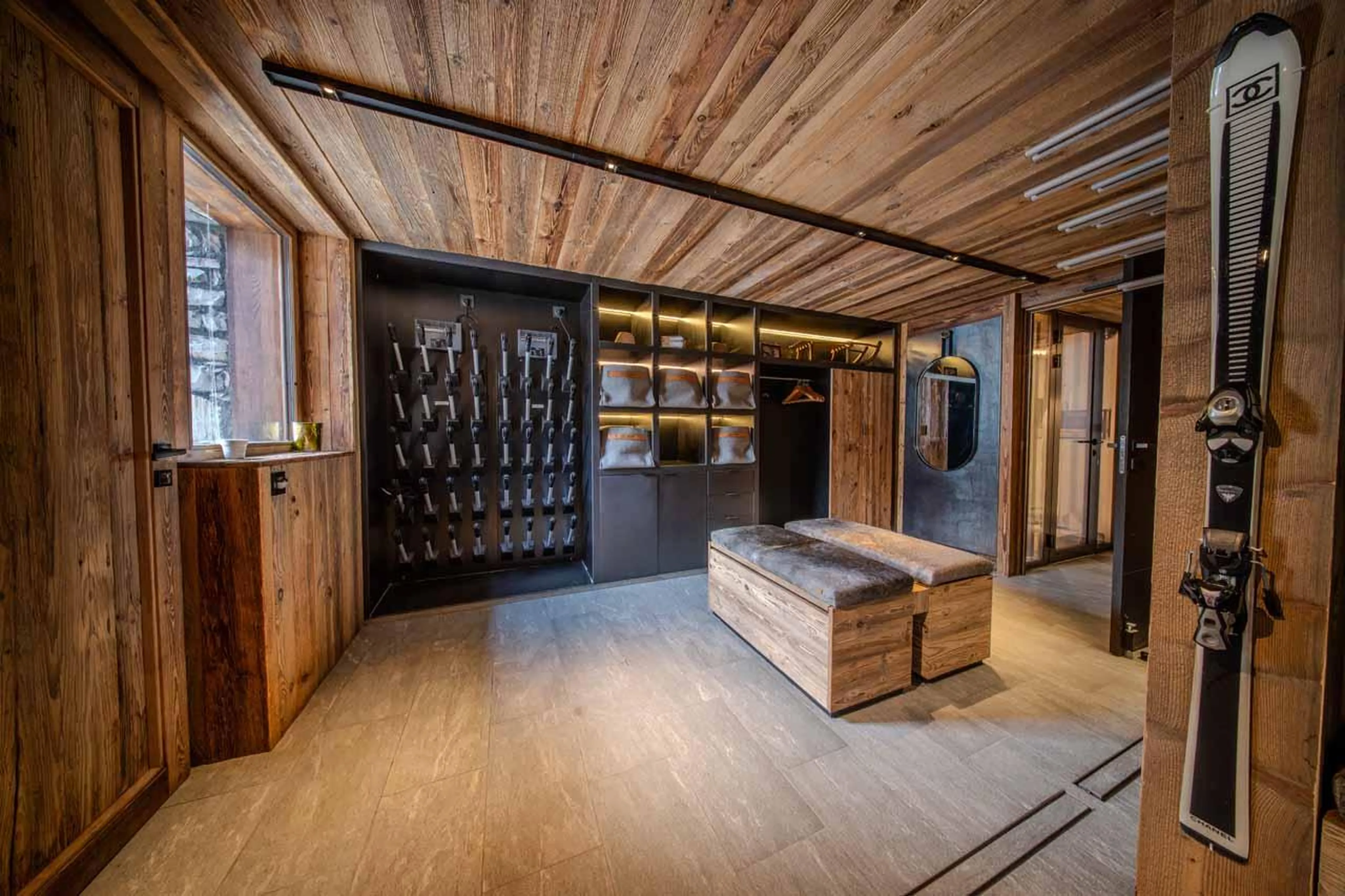 Ski room with boot warmers at Chalet Orso in Val d'Isere