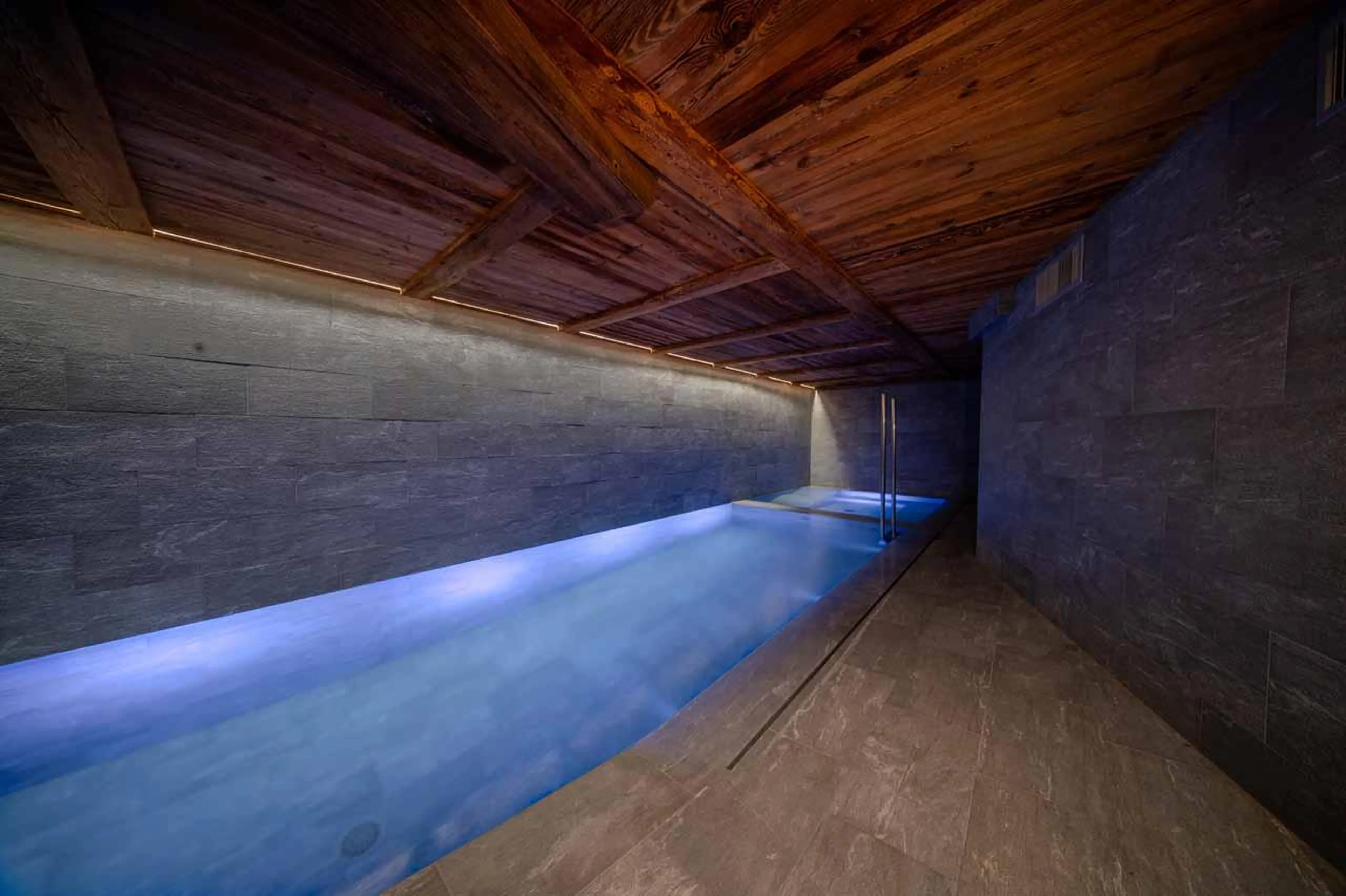 Indoor pool at Chalet Orso in Val d'Isere