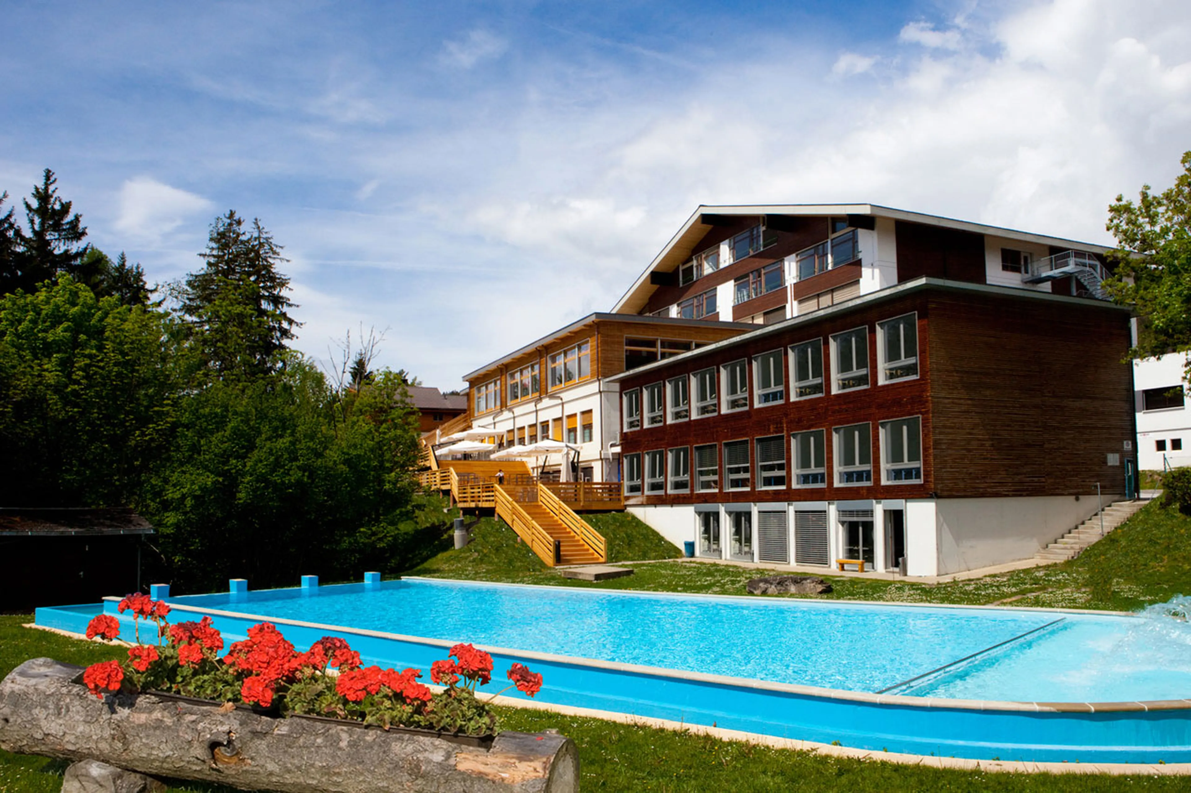 les Roches summer school Crans Montana