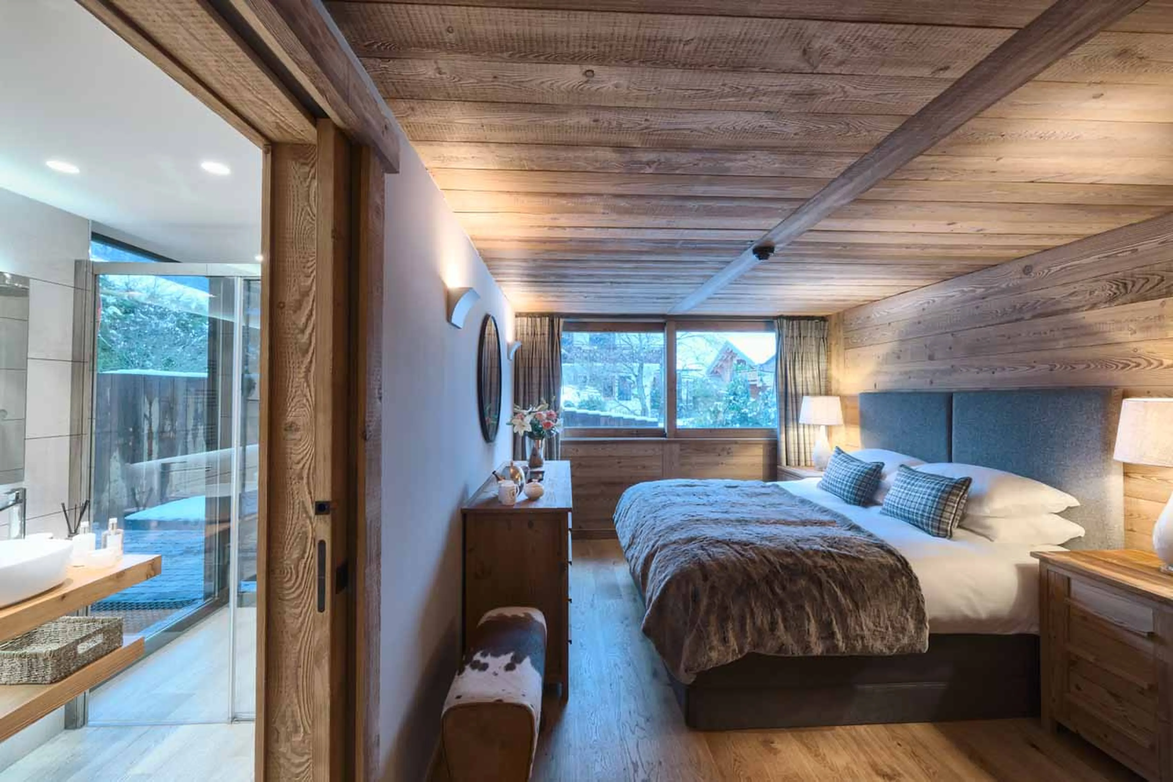 Bedroom five at Lodge de Nants in Morzine
