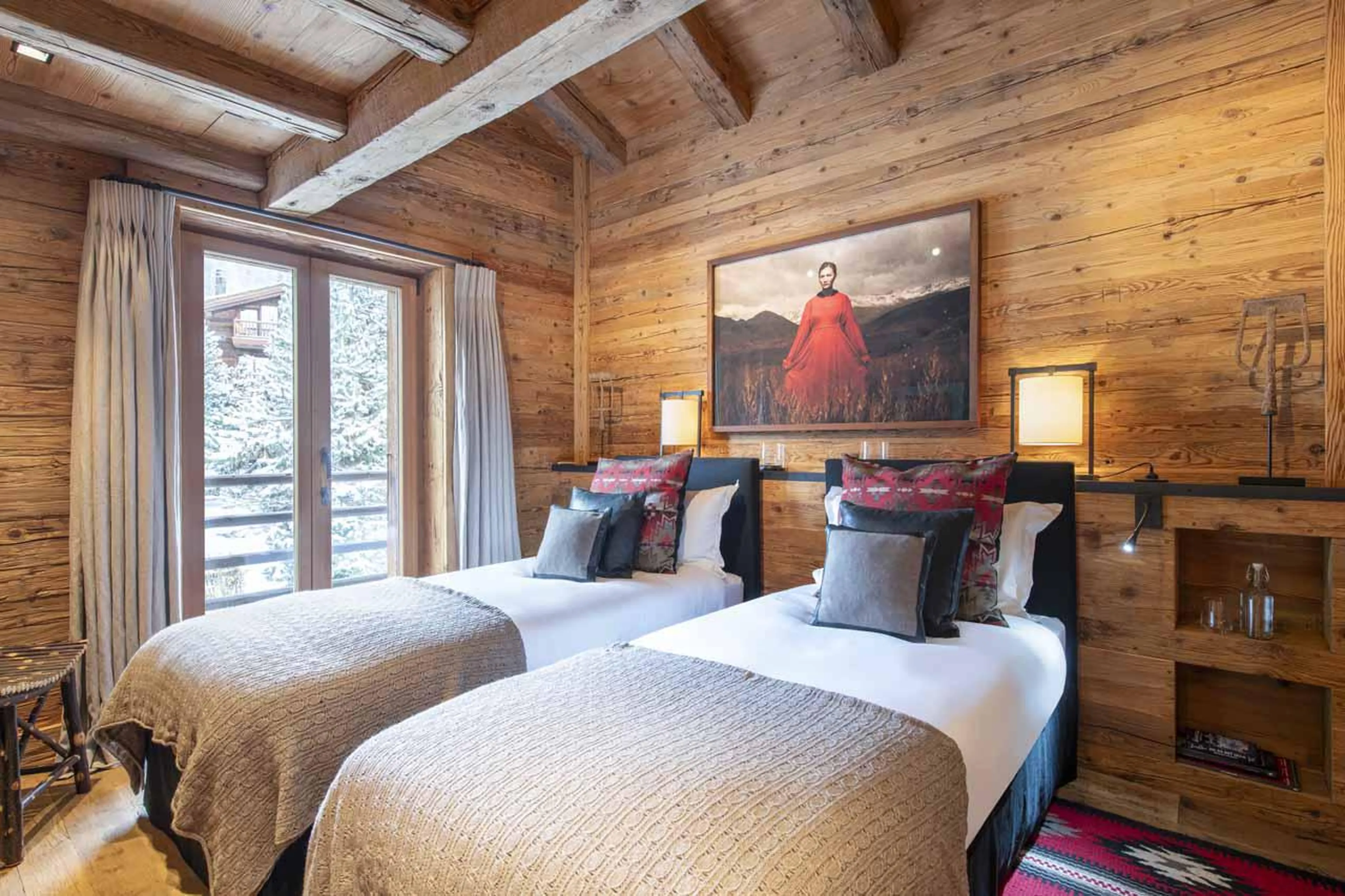 Twin bedroom at Marmotte Penthouse in Verbier