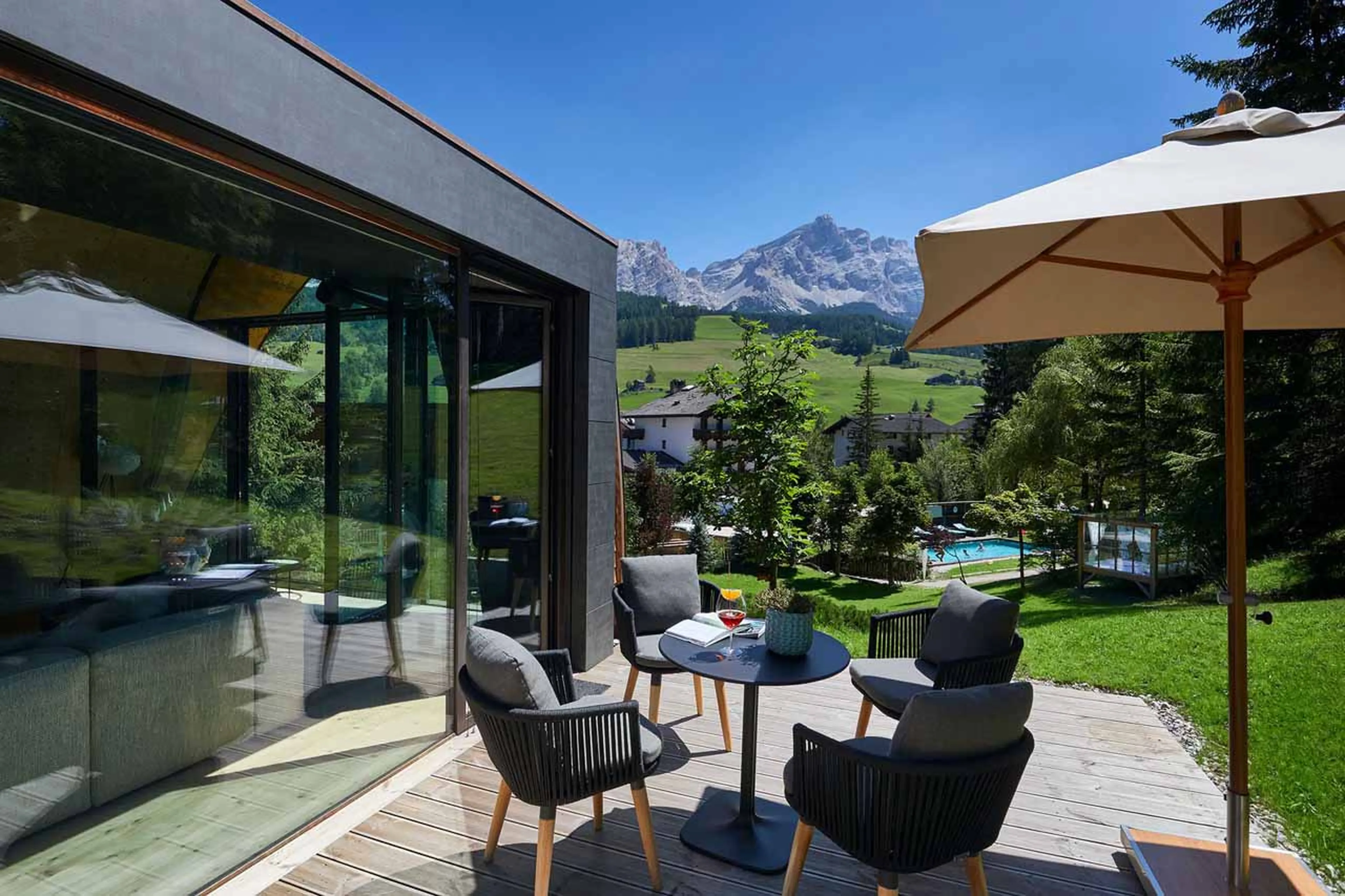 Terrace and garden at Mi Chalet in Alta Badia