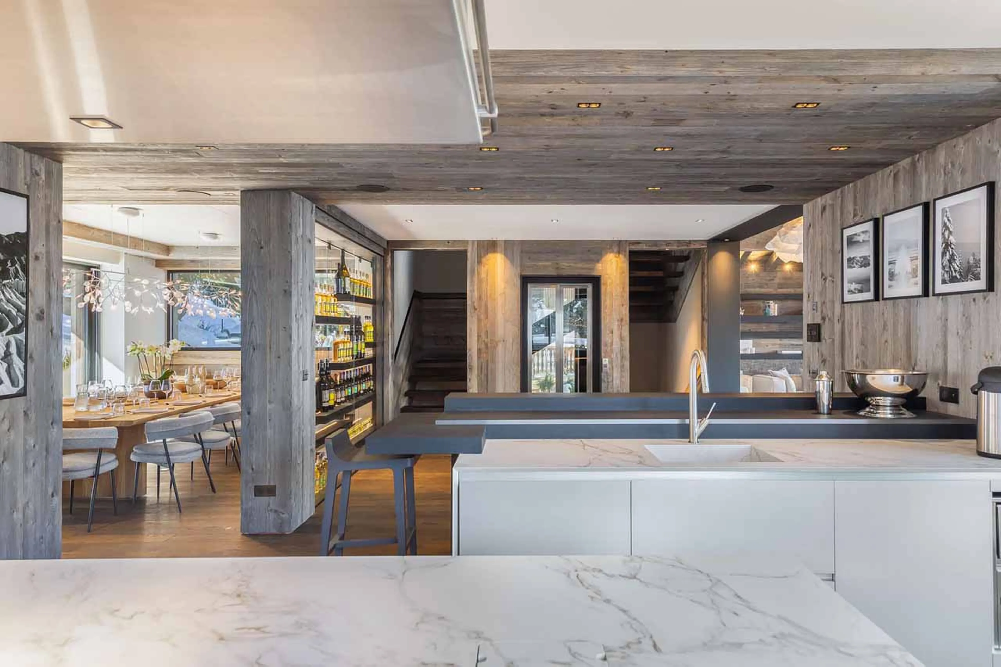 Kitchen and bar at Chalet White Sand in Courchevel 1550