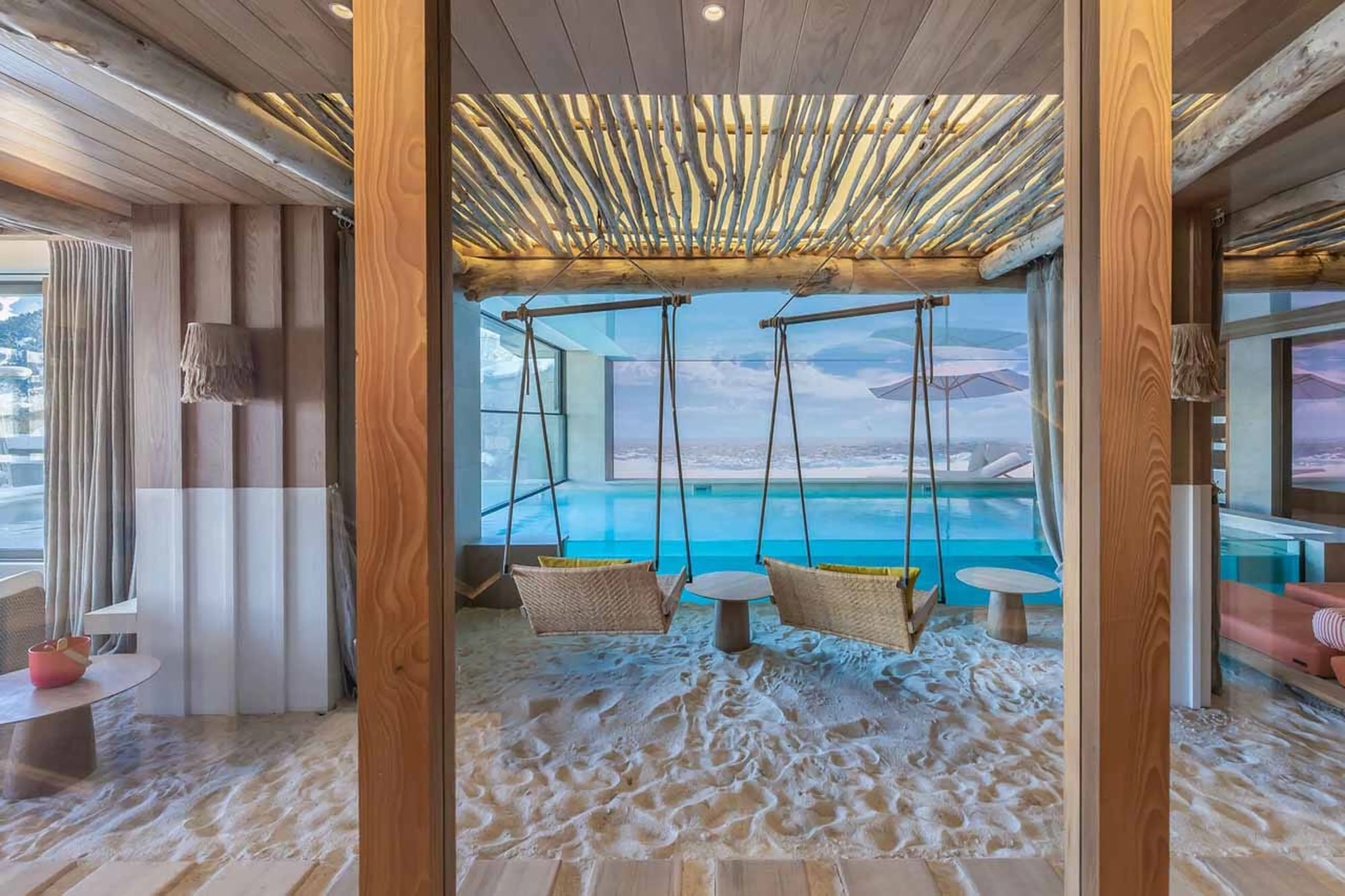 Spa relaxation area at Chalet White Sand in Courchevel 1550