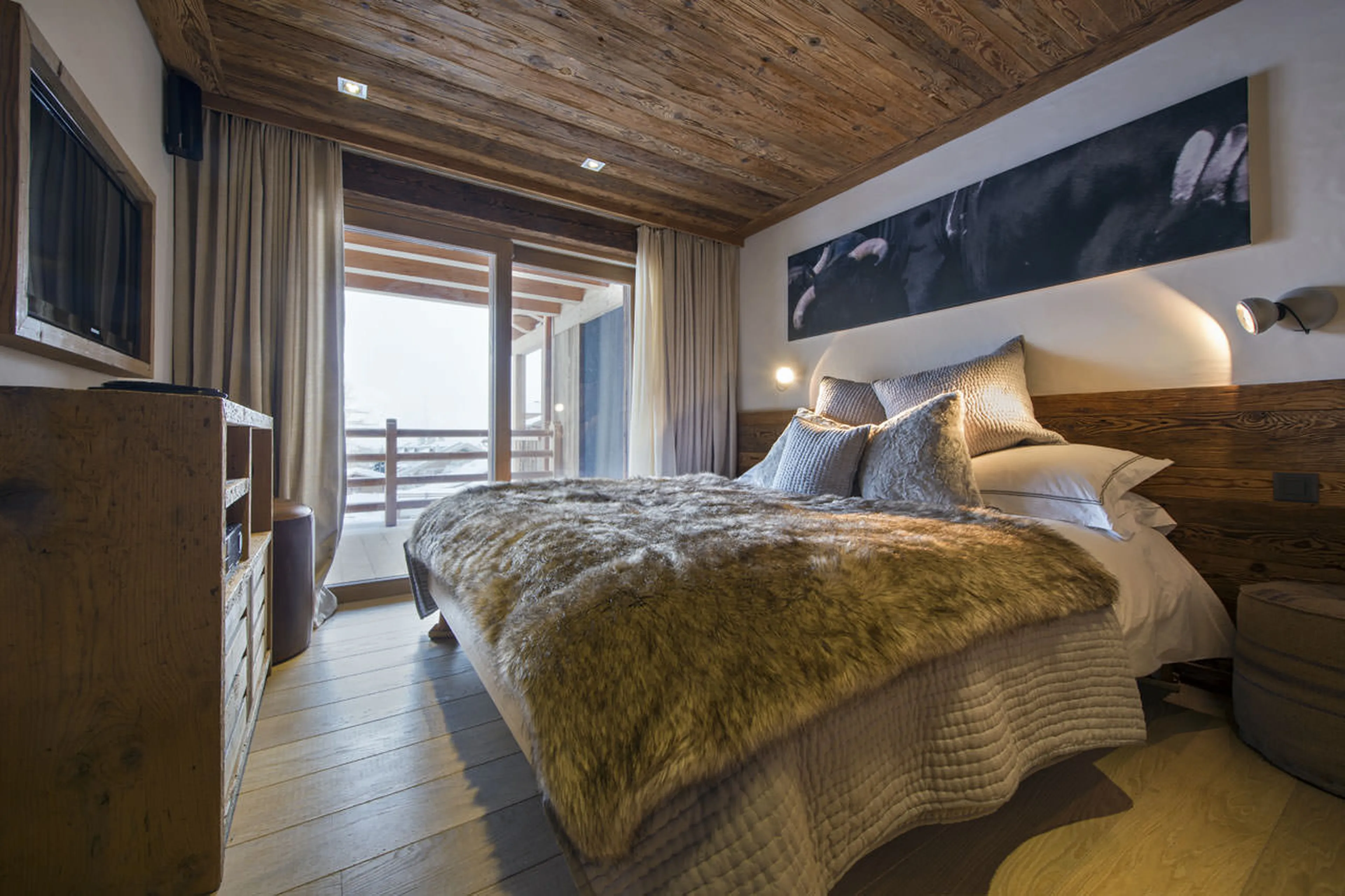 Master bedroom at Exterior of No. 5 Apartment 4 in Verbier