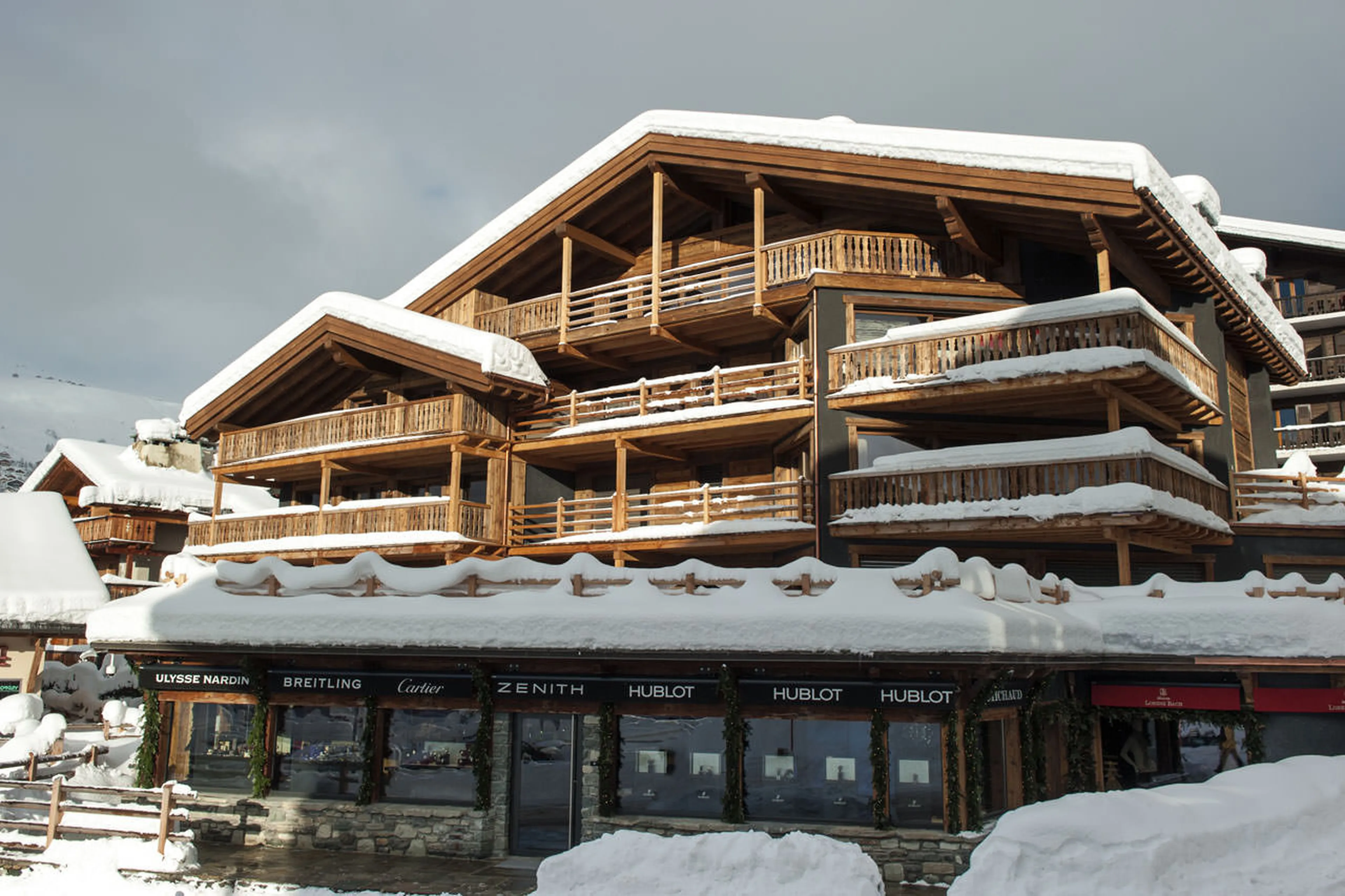 Exterior of No. 5 Apartment 4 in Verbier