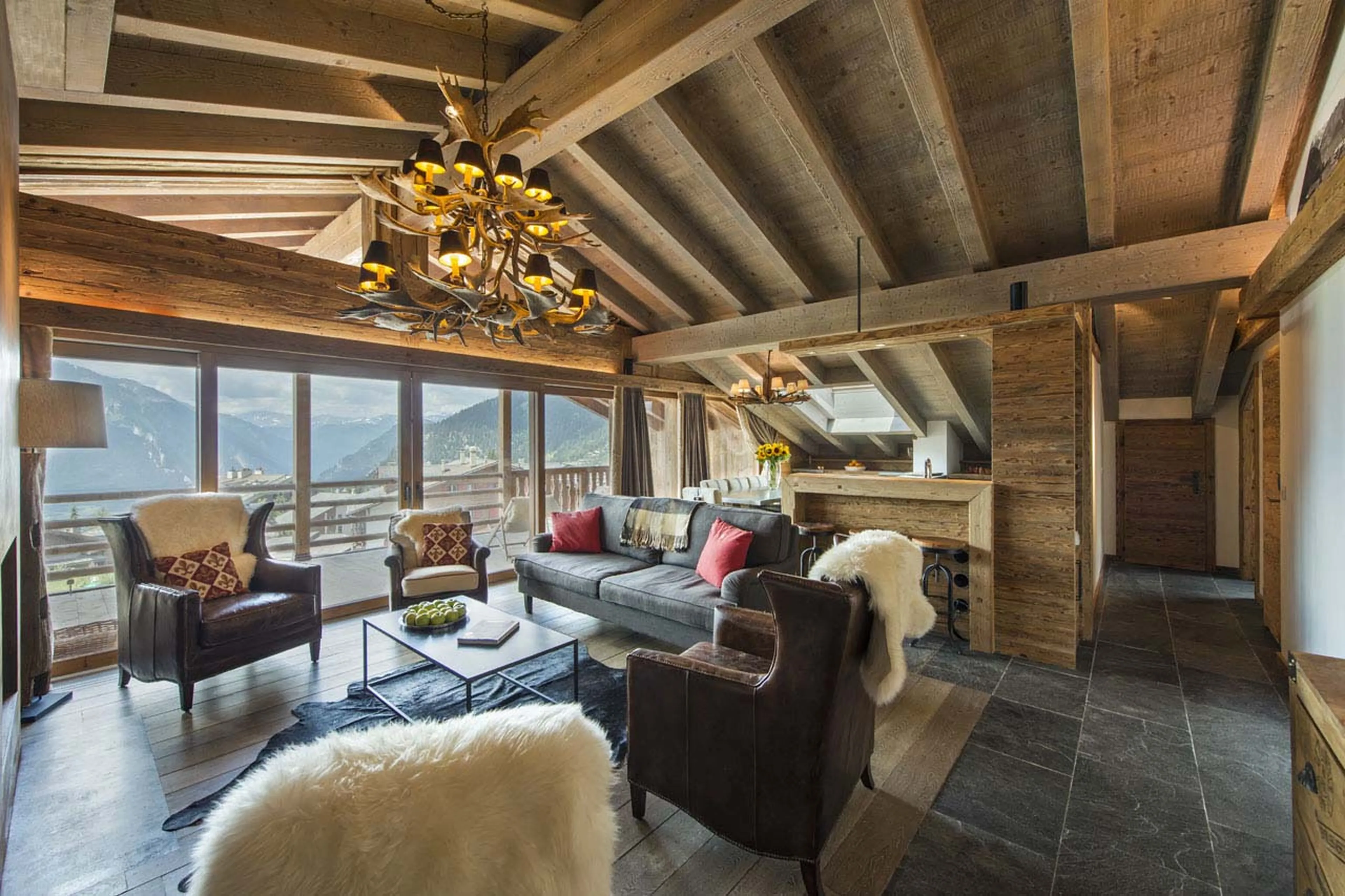 Open plan living room t No. 5 Penthouse in Verbier