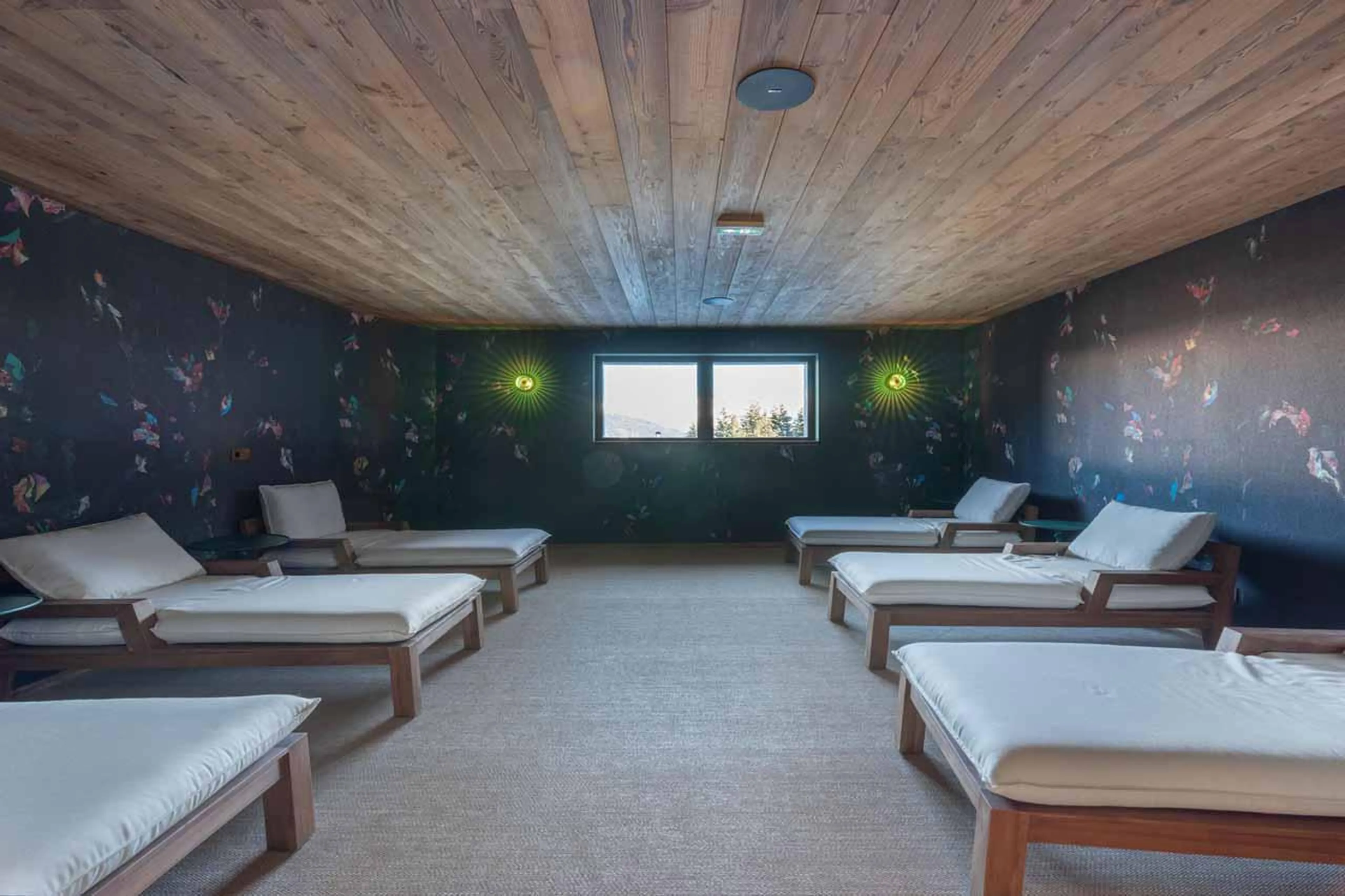 Relaxation area in Apartment Avorio, Courchevel 1850