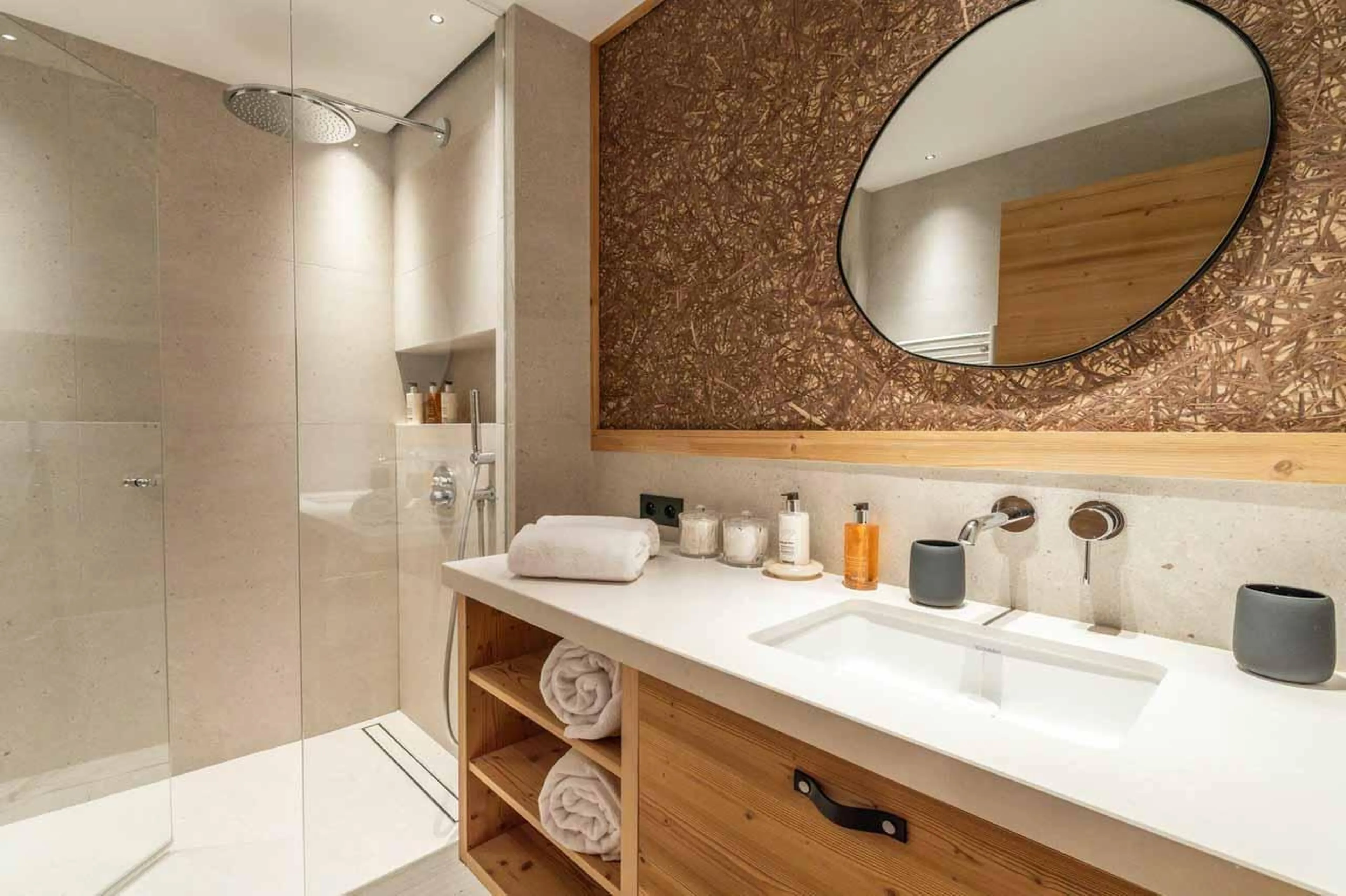 En-suite shower room in Chalet Beloukha, Courchevel Le Praz