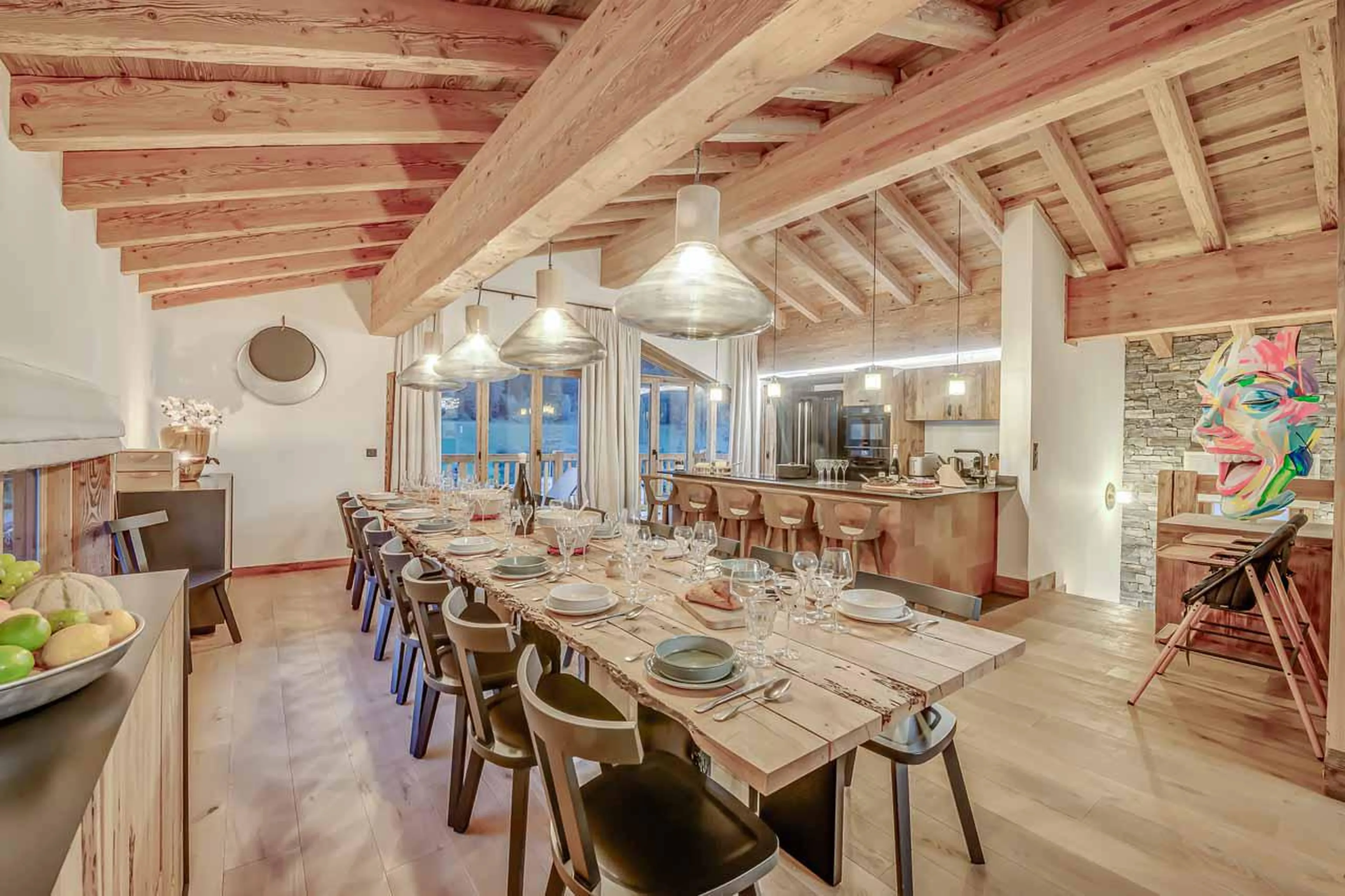 Open-plan dining area in Chalet Casa San Bernardo