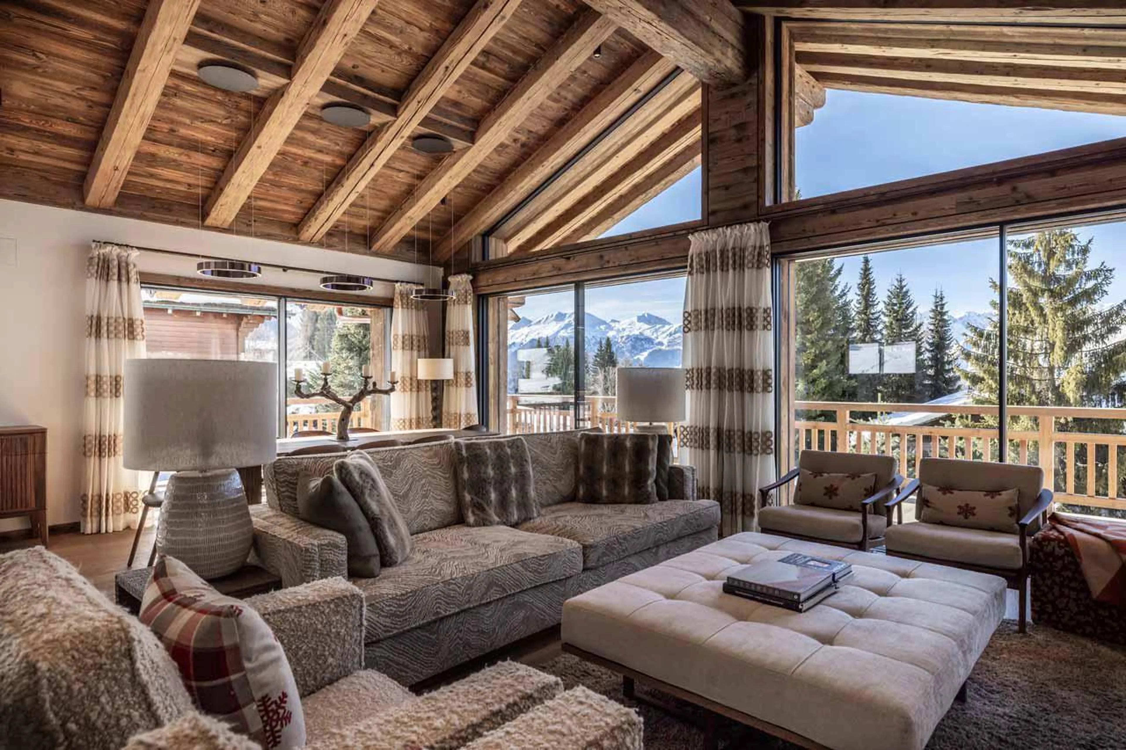 Open plan living space at Chalet Munro in Verbier
