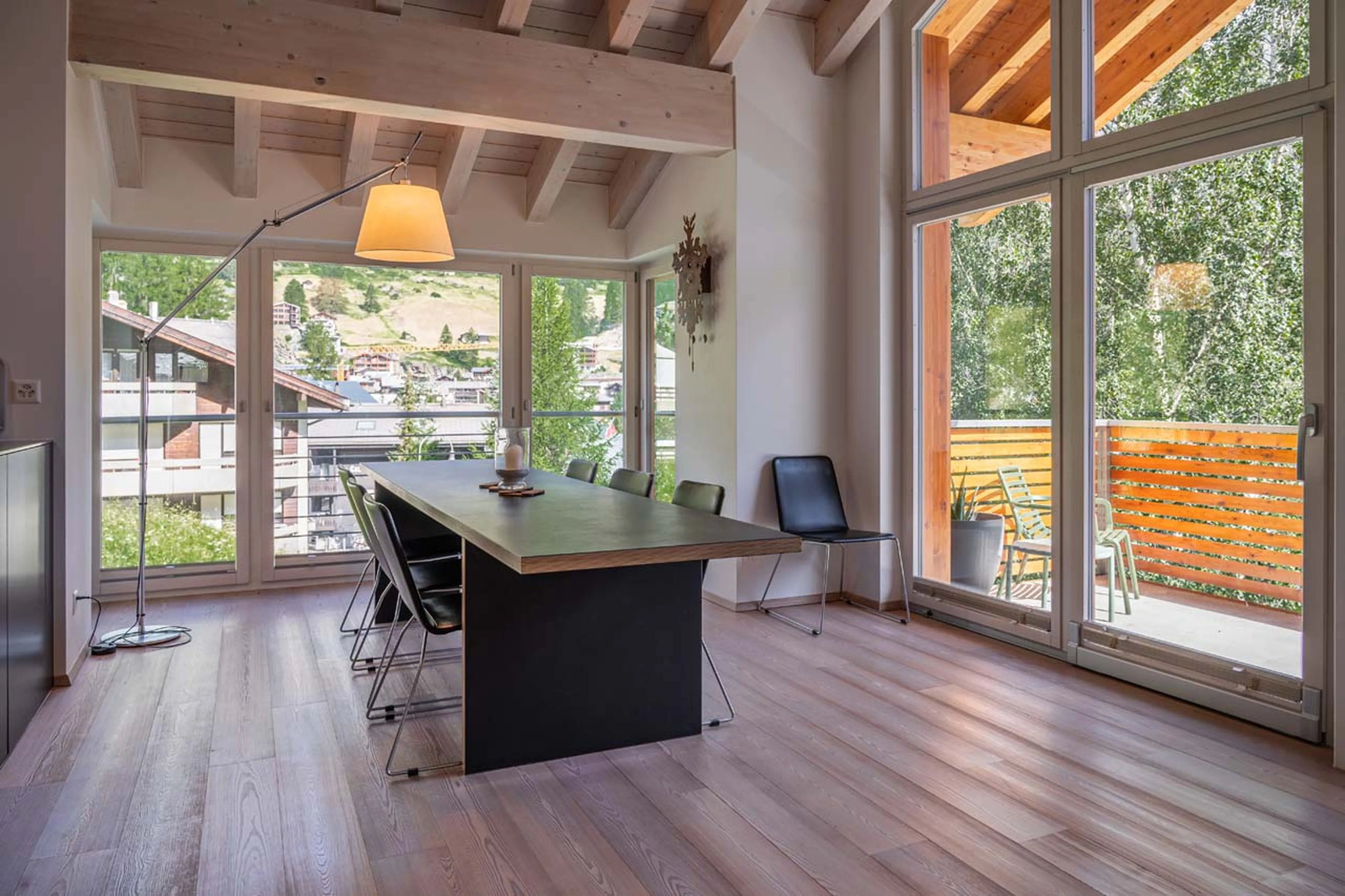 Dining table at Parrot Penthouse in Zermatt