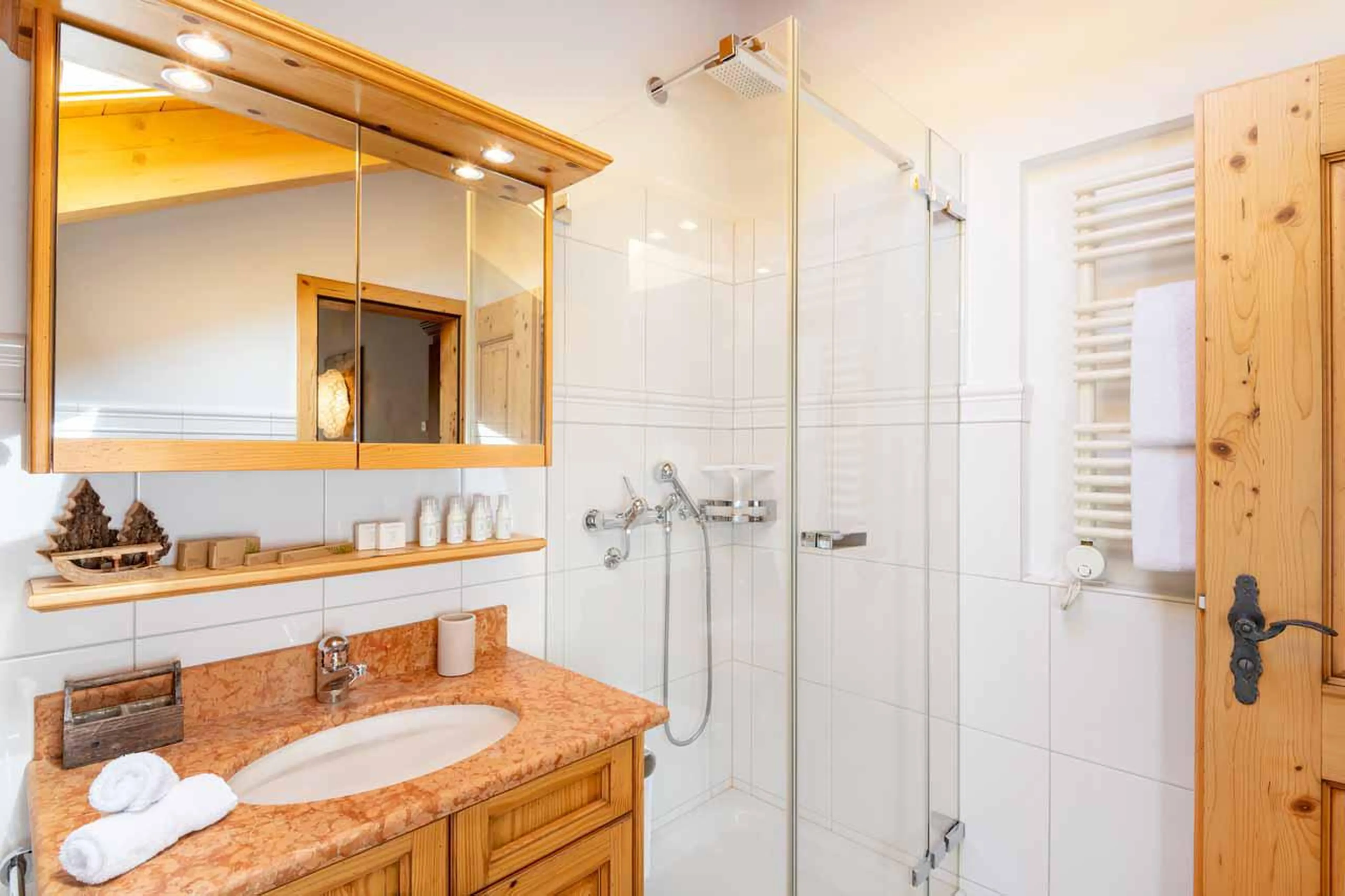 Shower room four at Penthouse Annyvonne in Zermatt