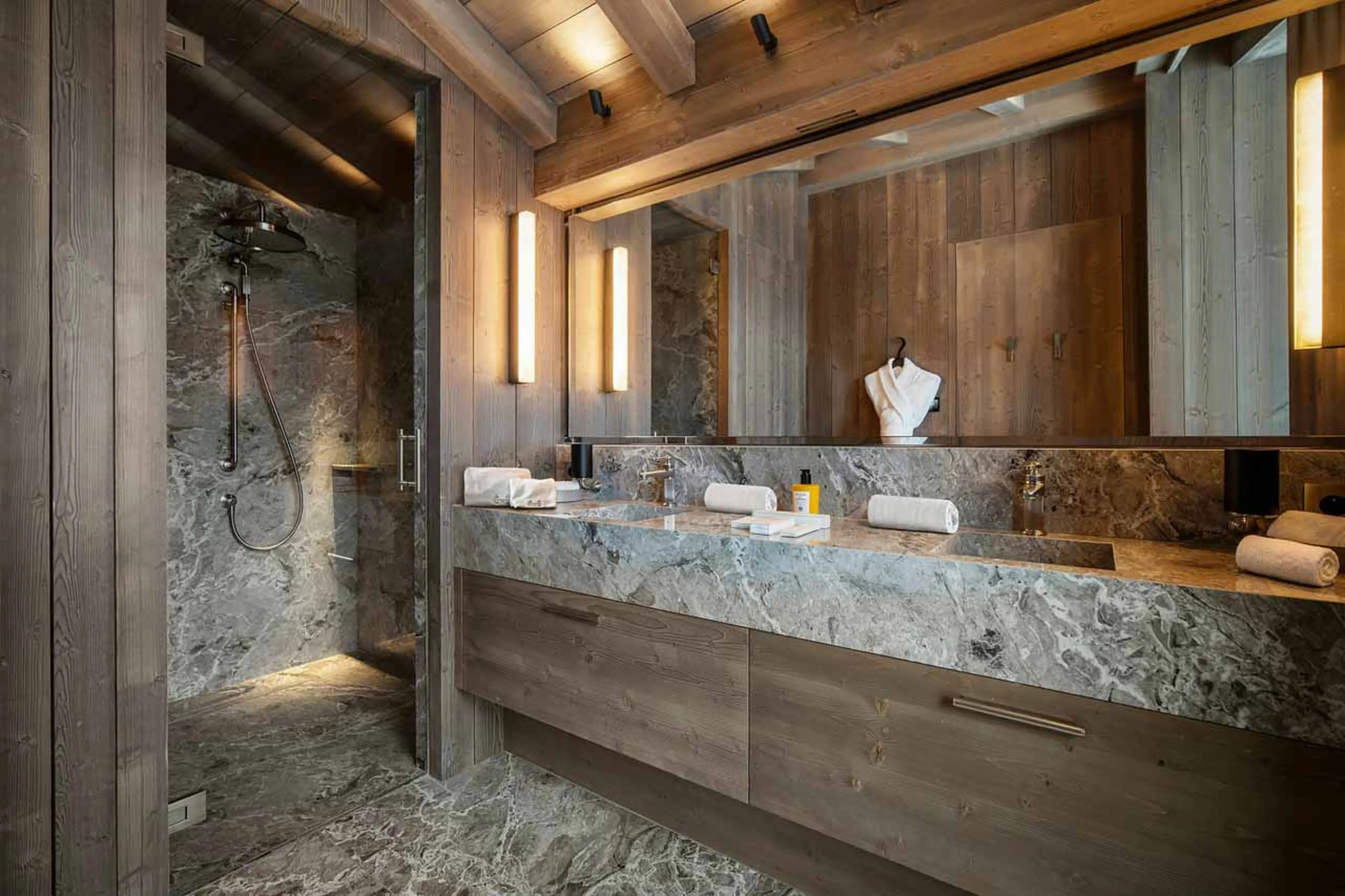 En-suite shower room in Atmosphere Penthouse, Courchevel 1850