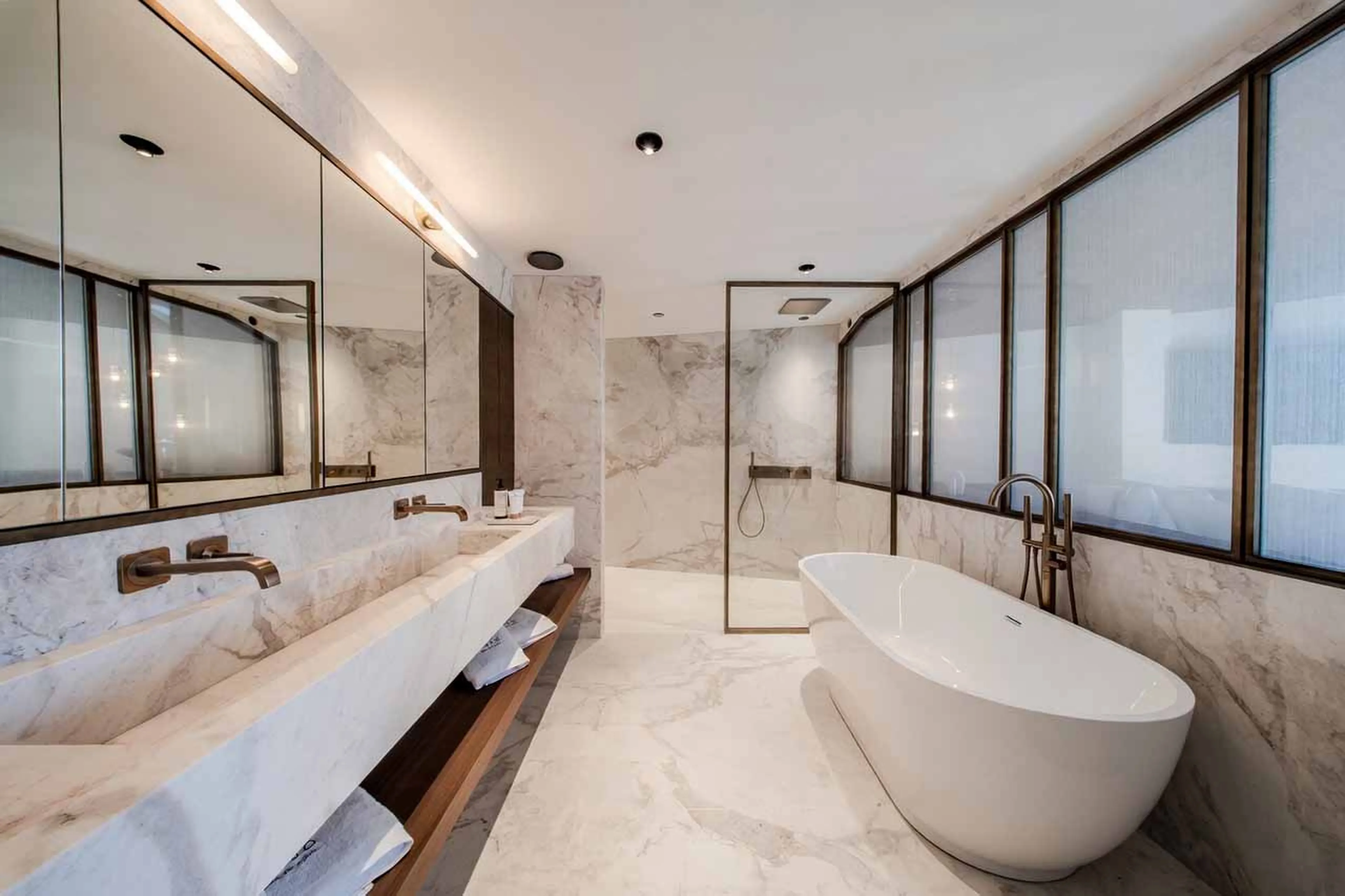 En-suite bathroom at Penthouse Cristal in Val d'Isere