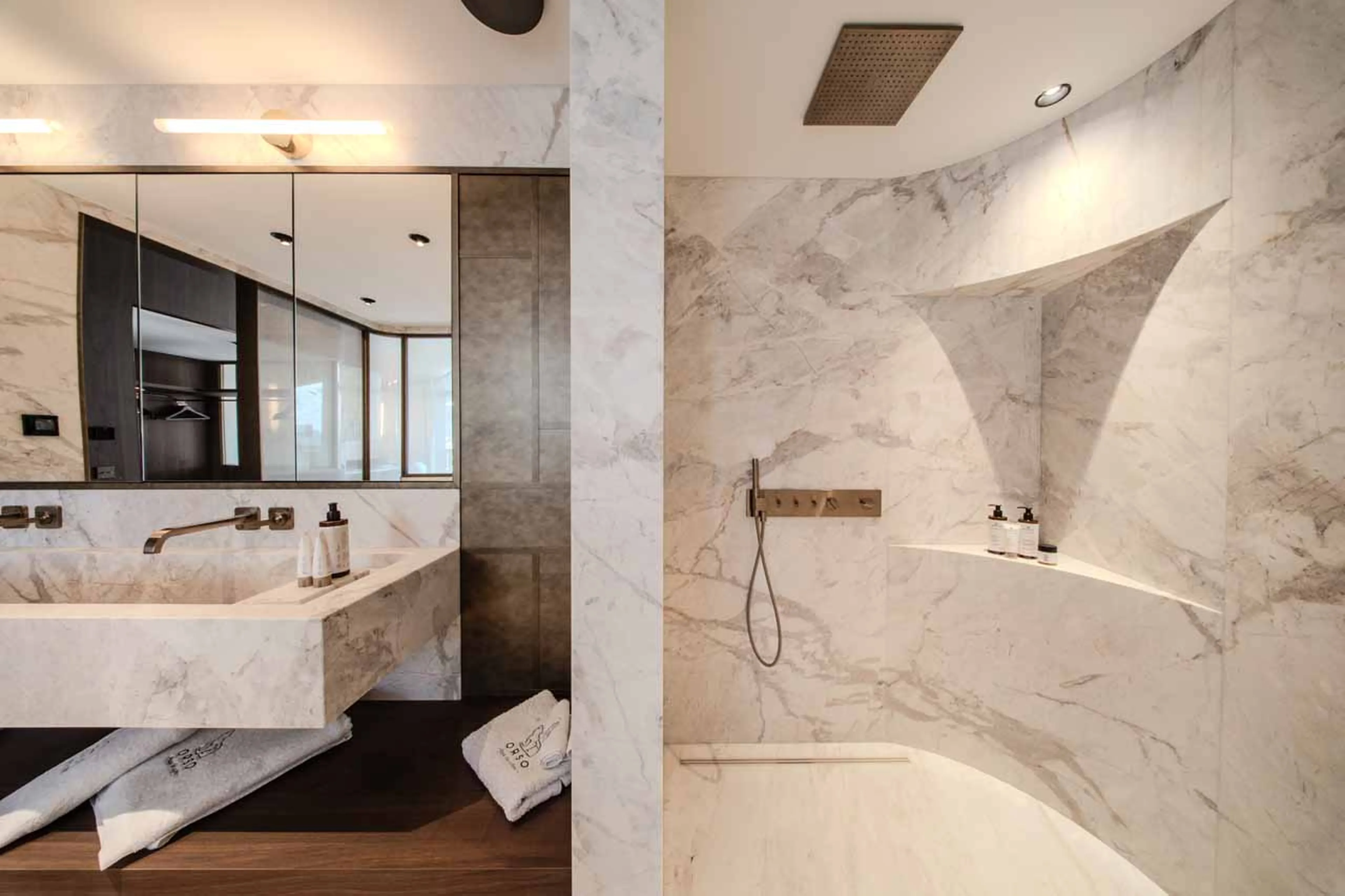 Double walk in shower at Penthouse Cristal in Val d'Isere
