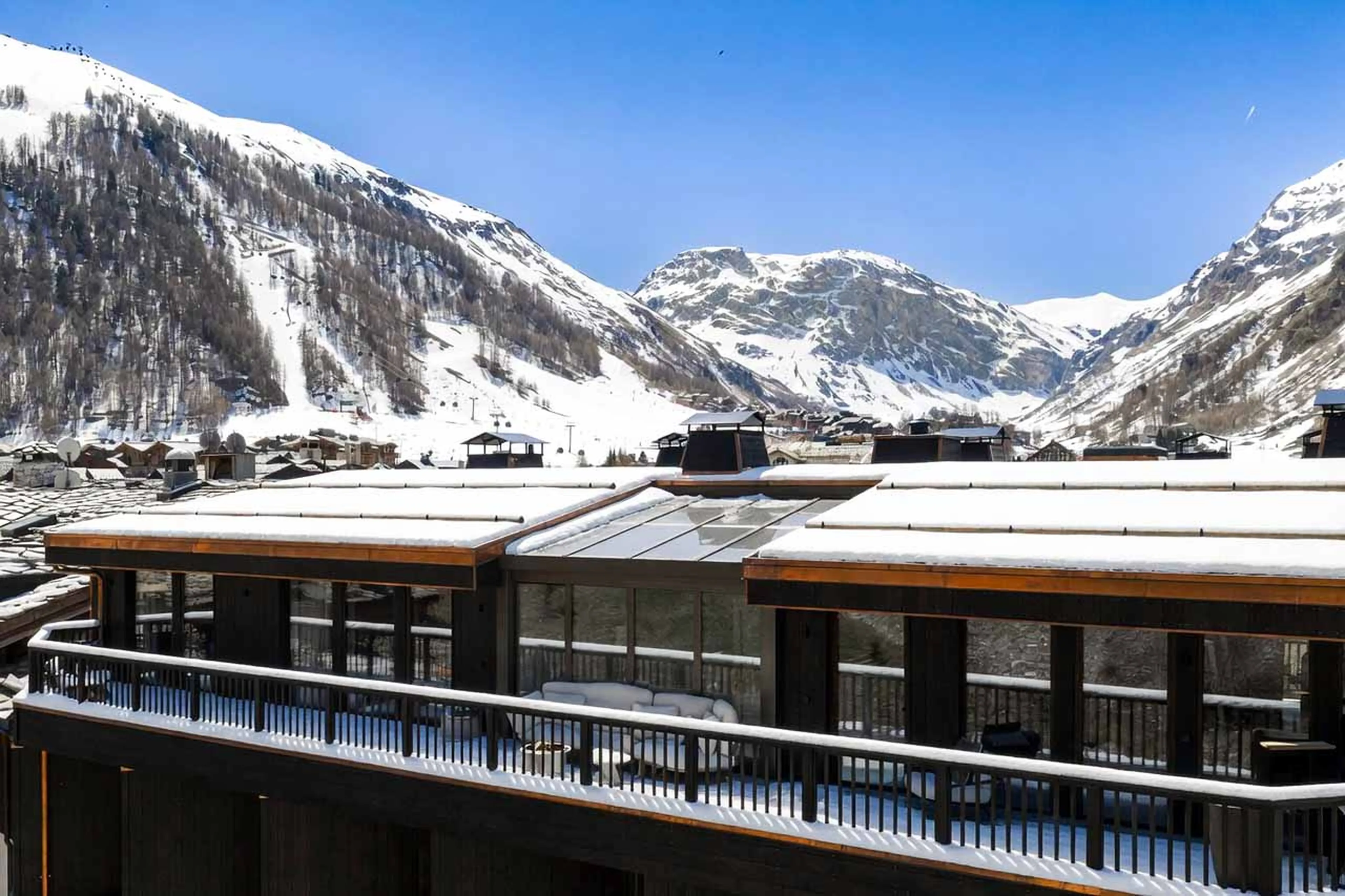 North facing balcony at Penthouse Cristal in Val d'Isere