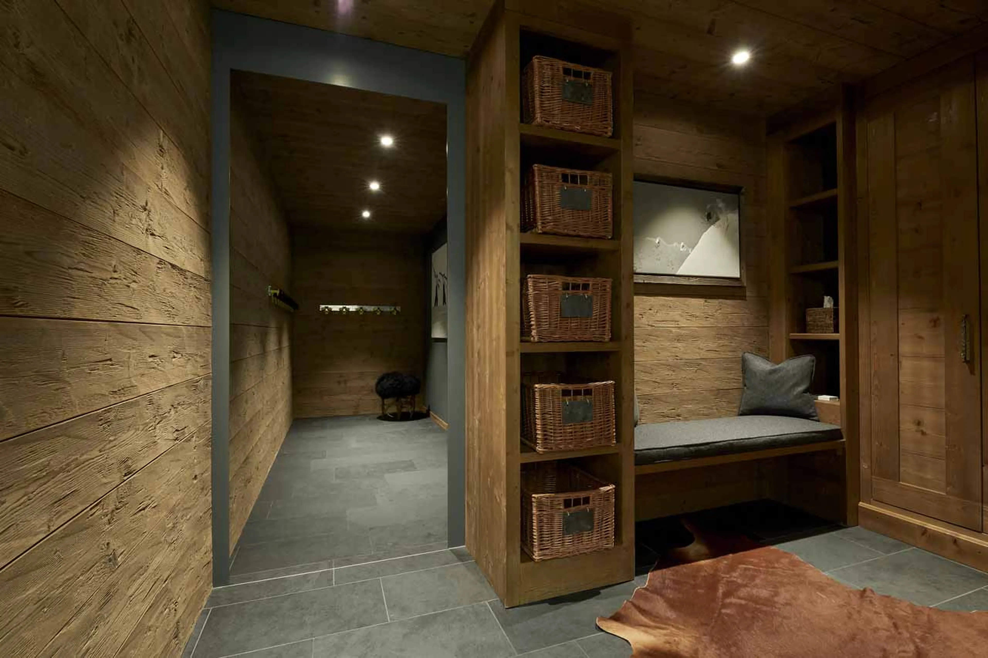 Ski room storage at Penthouse Elbert Lodge in Davos