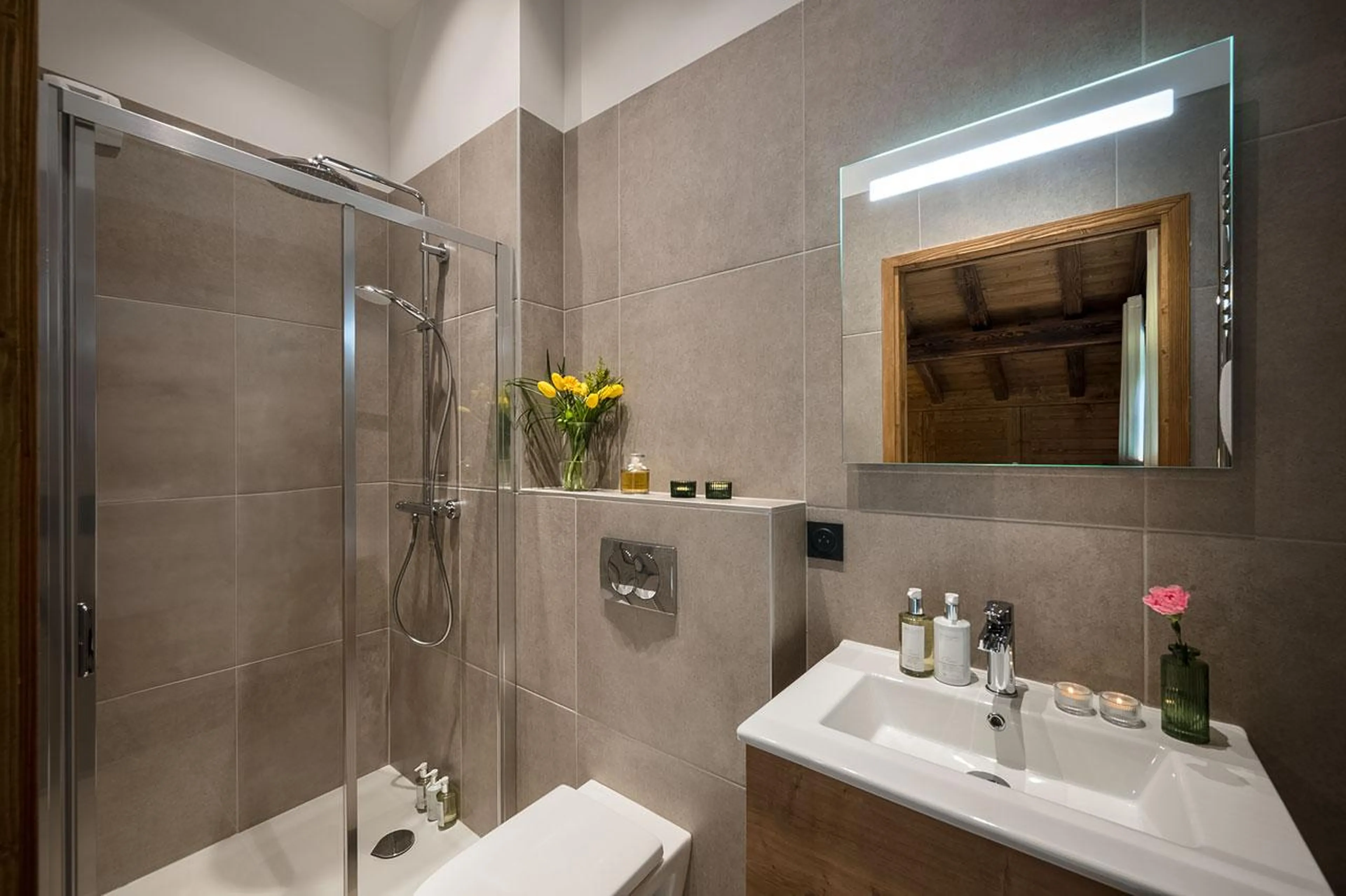 Shower room in Penthouse Joy, Morzine