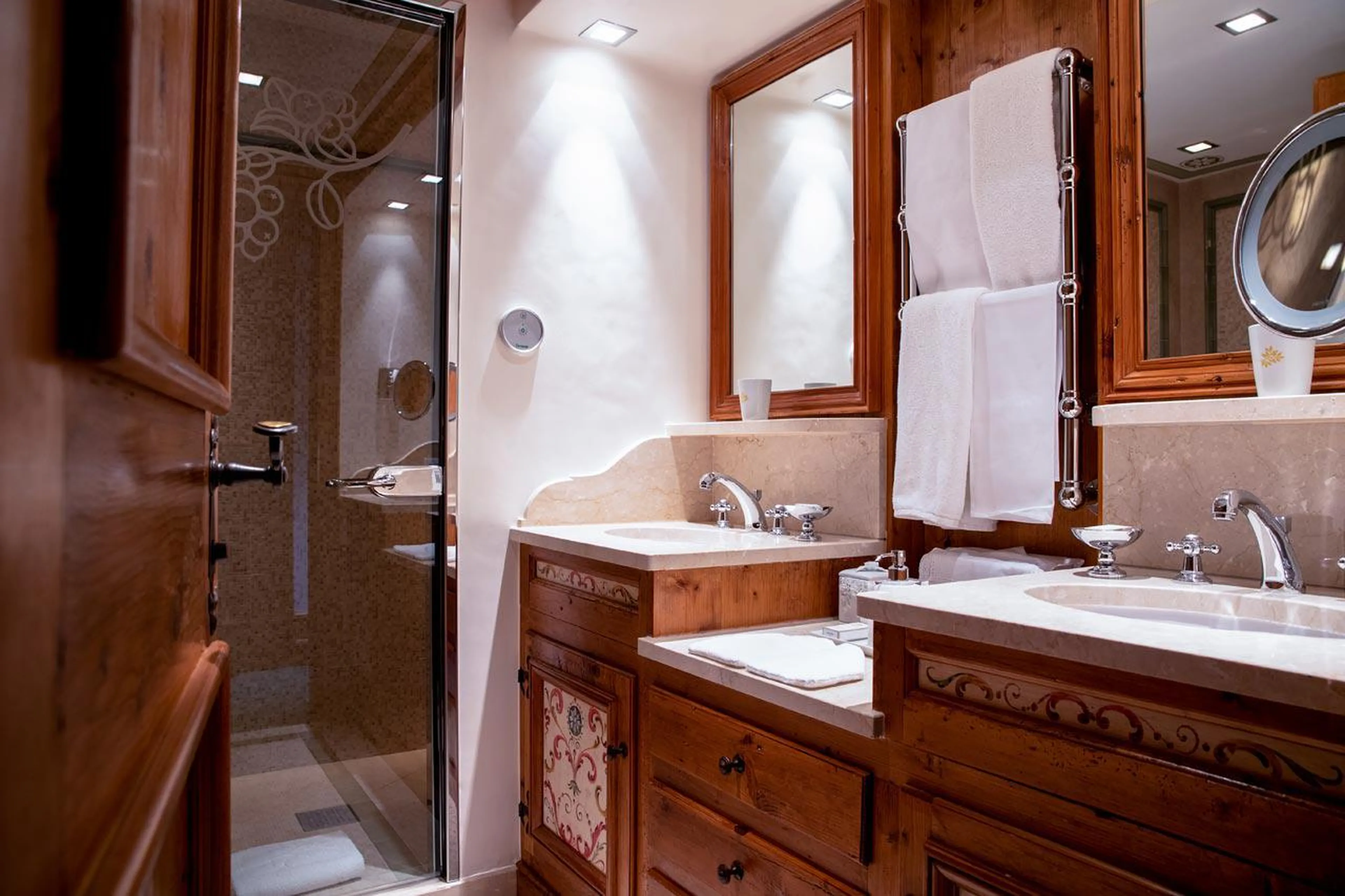 En suite bathroom in Penthouse Les Airelles in Courchevel 1850