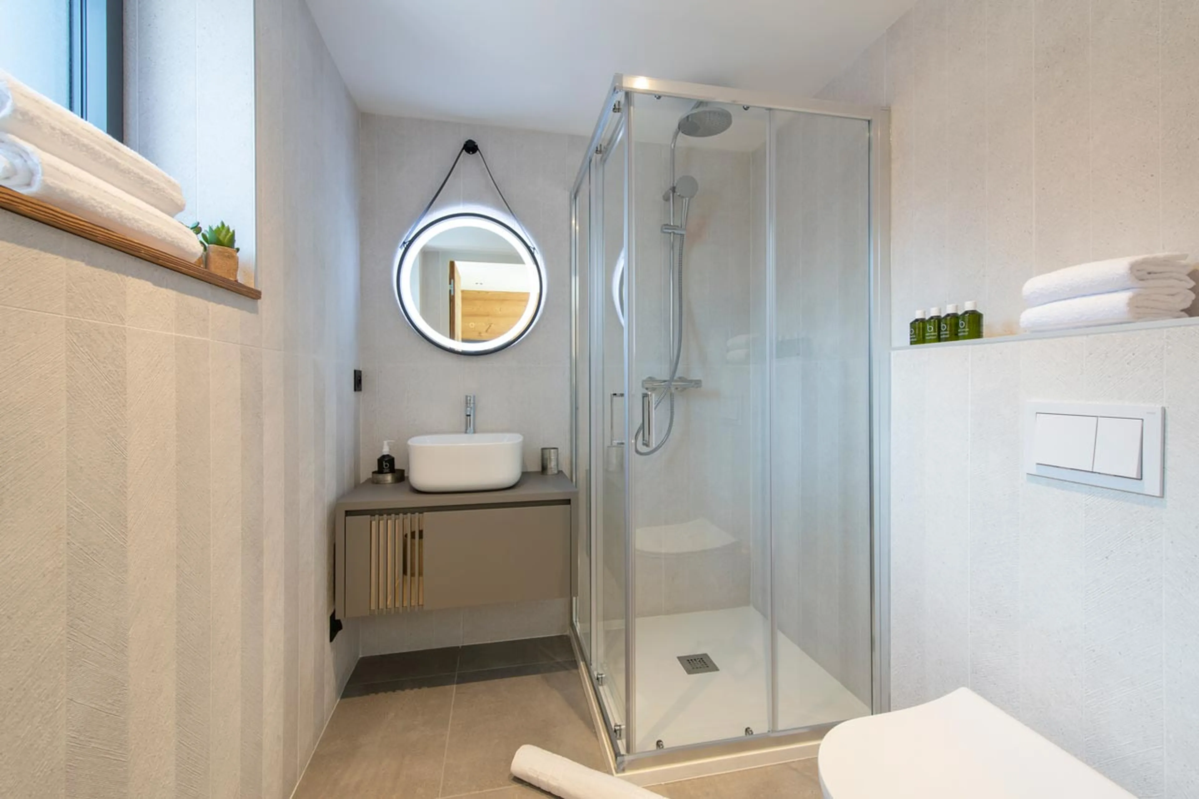 En-suite shower room in Penthouse Mathilde in Morzine