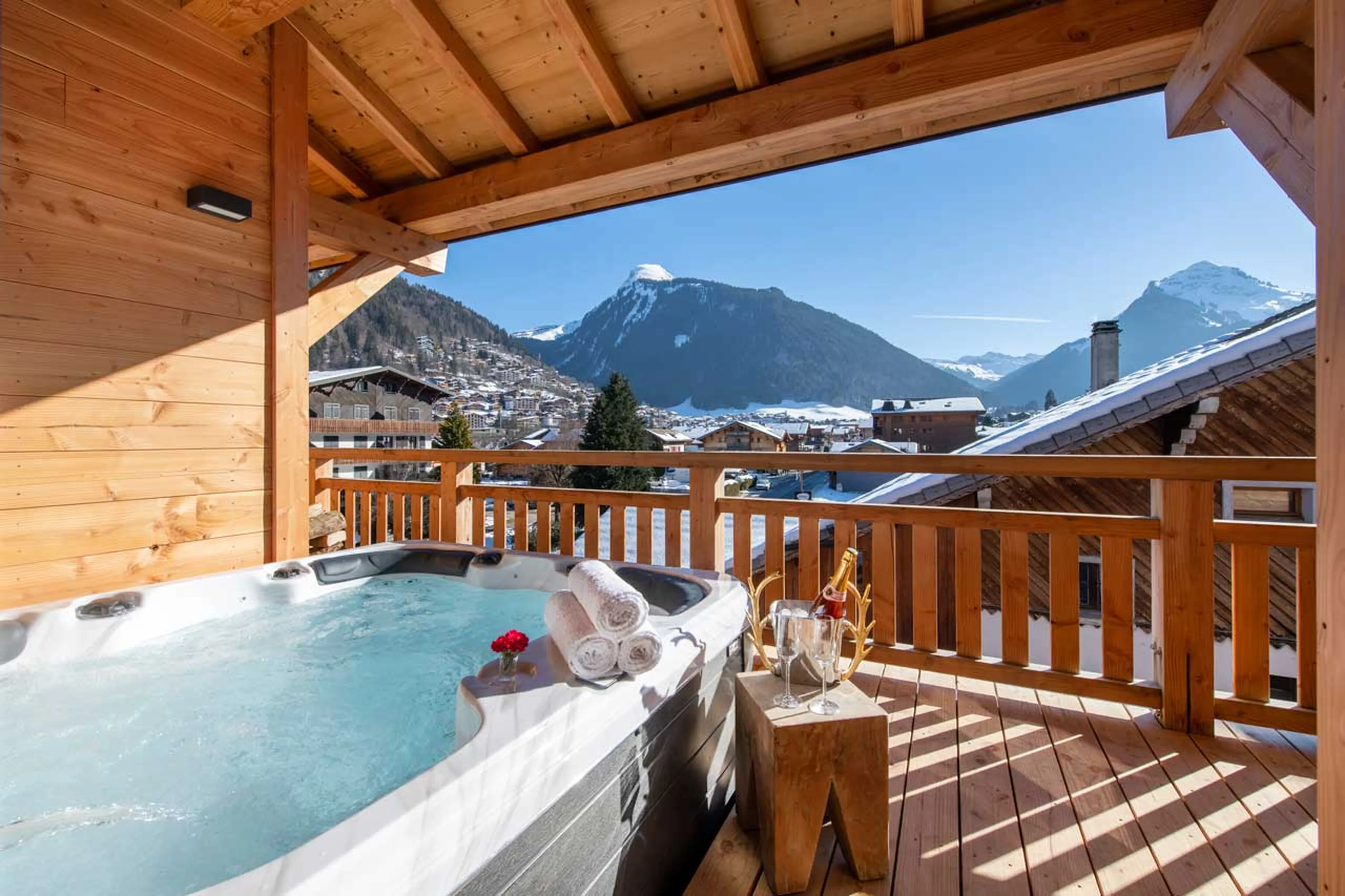 Hot tub on balcony of Penthouse Mathilde in Morzine