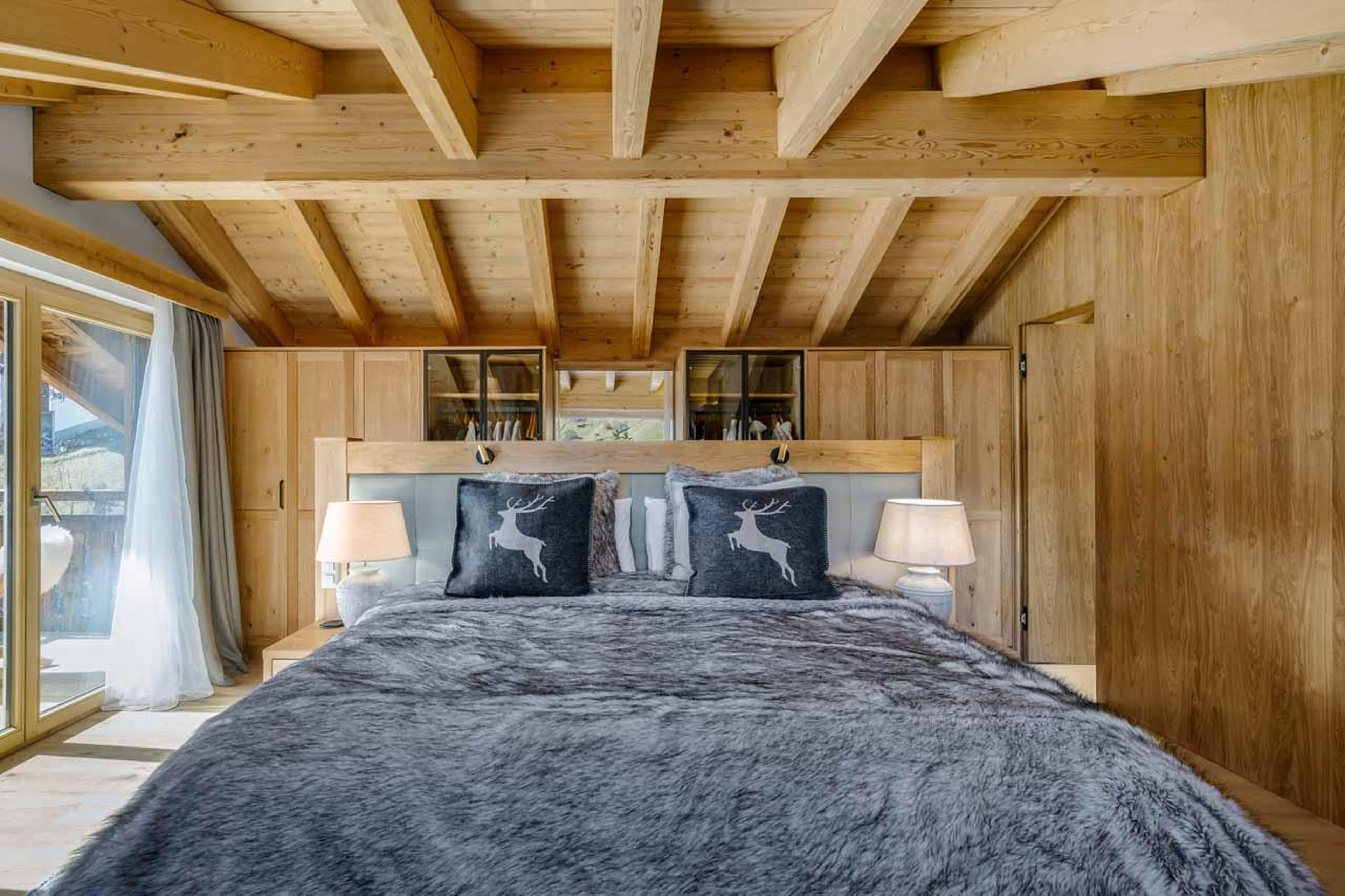 Double bedroom at Penthouse Silvretta in Klosters
