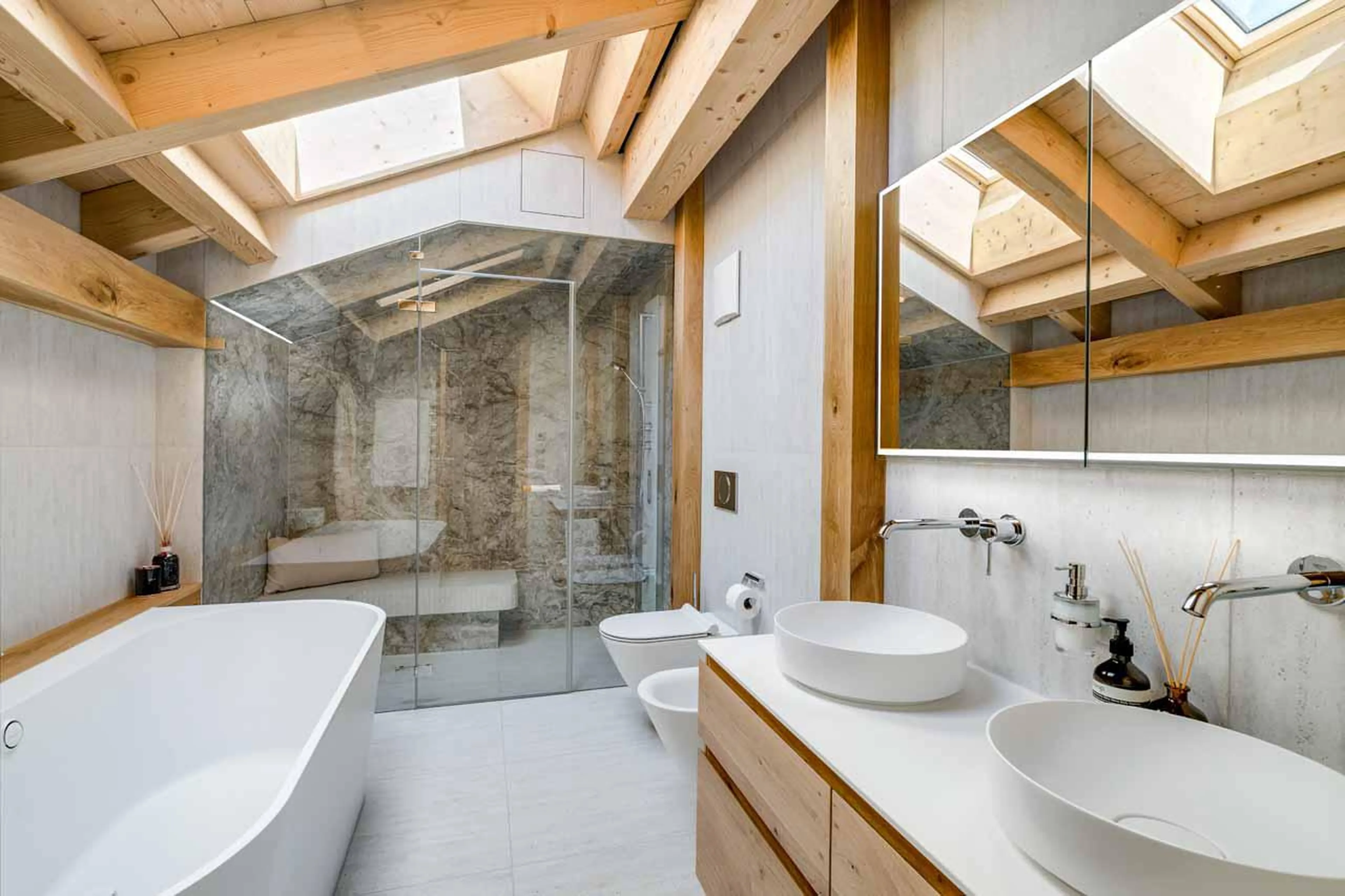 Master bathroom at Penthouse Silvretta in Klosters
