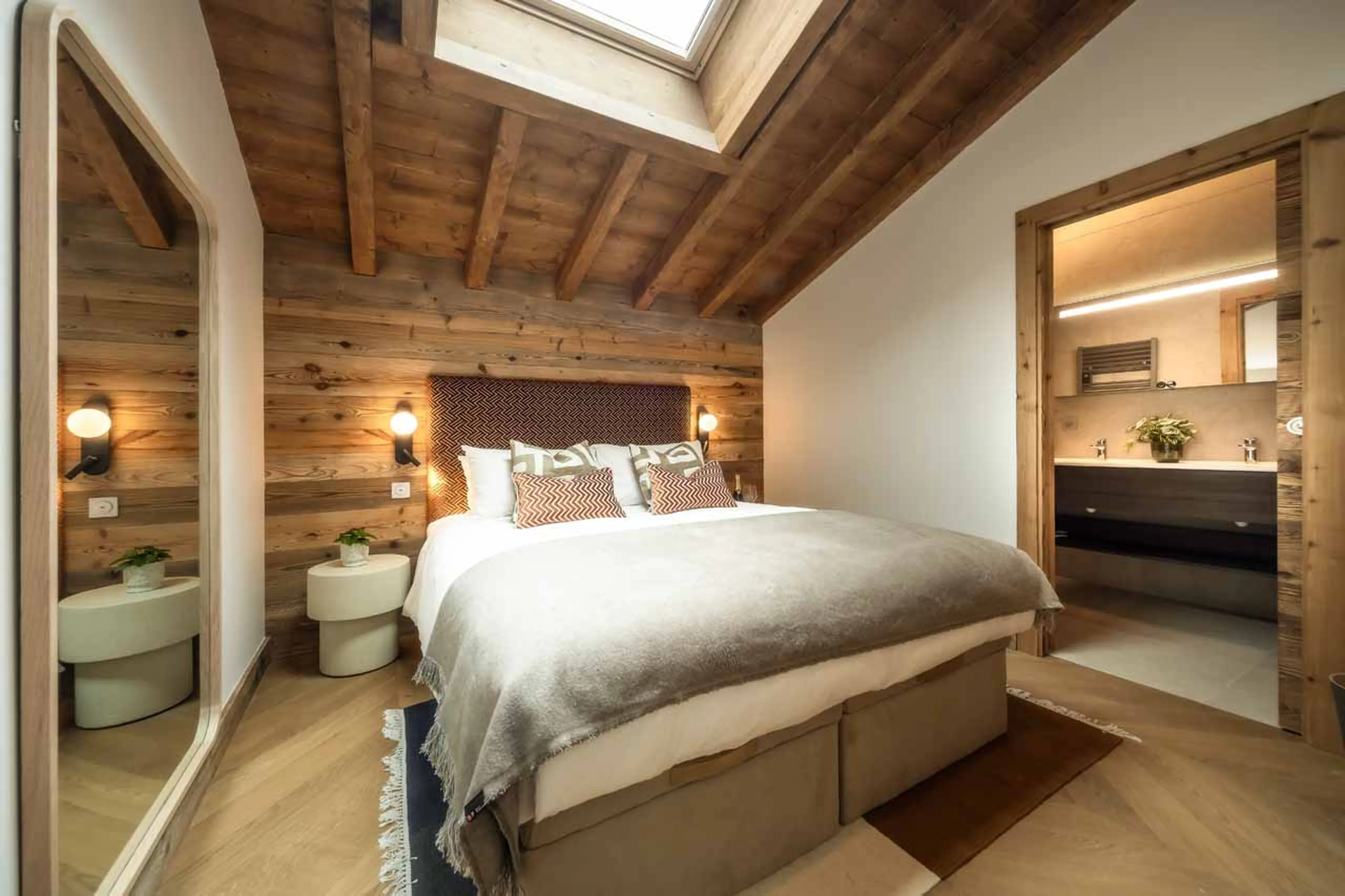 Bedroom 2 at Penthouse Snowgum in Morzine