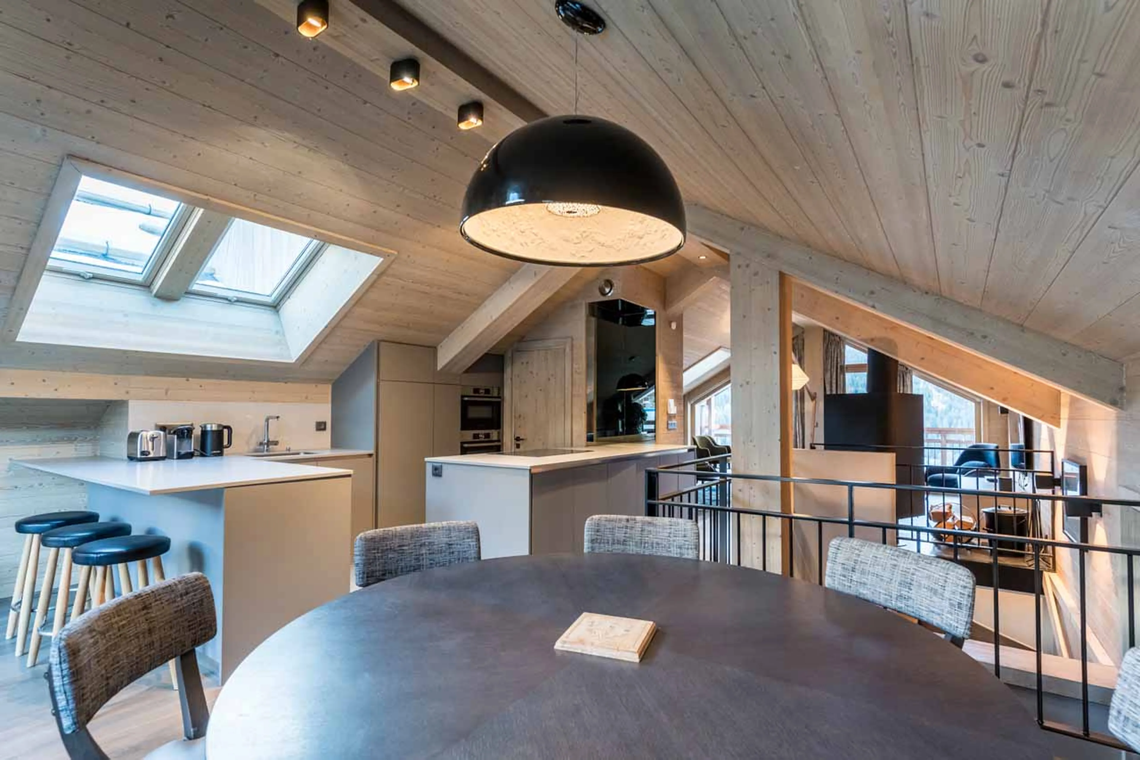 Dining area at Penthouse Tueda in Meribel