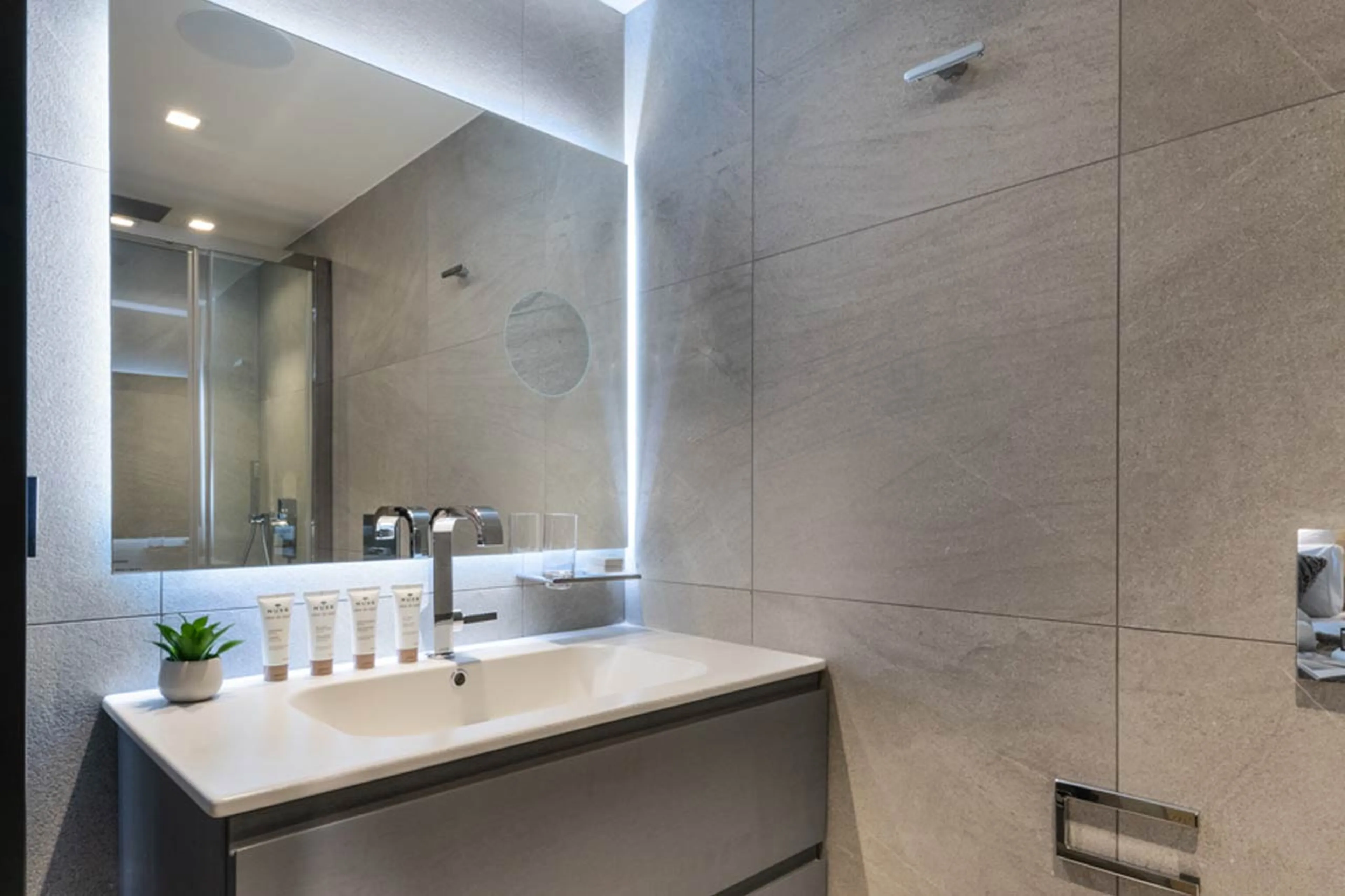 Shower room at Penthouse Vail Lodge A32 in Val d'Isere