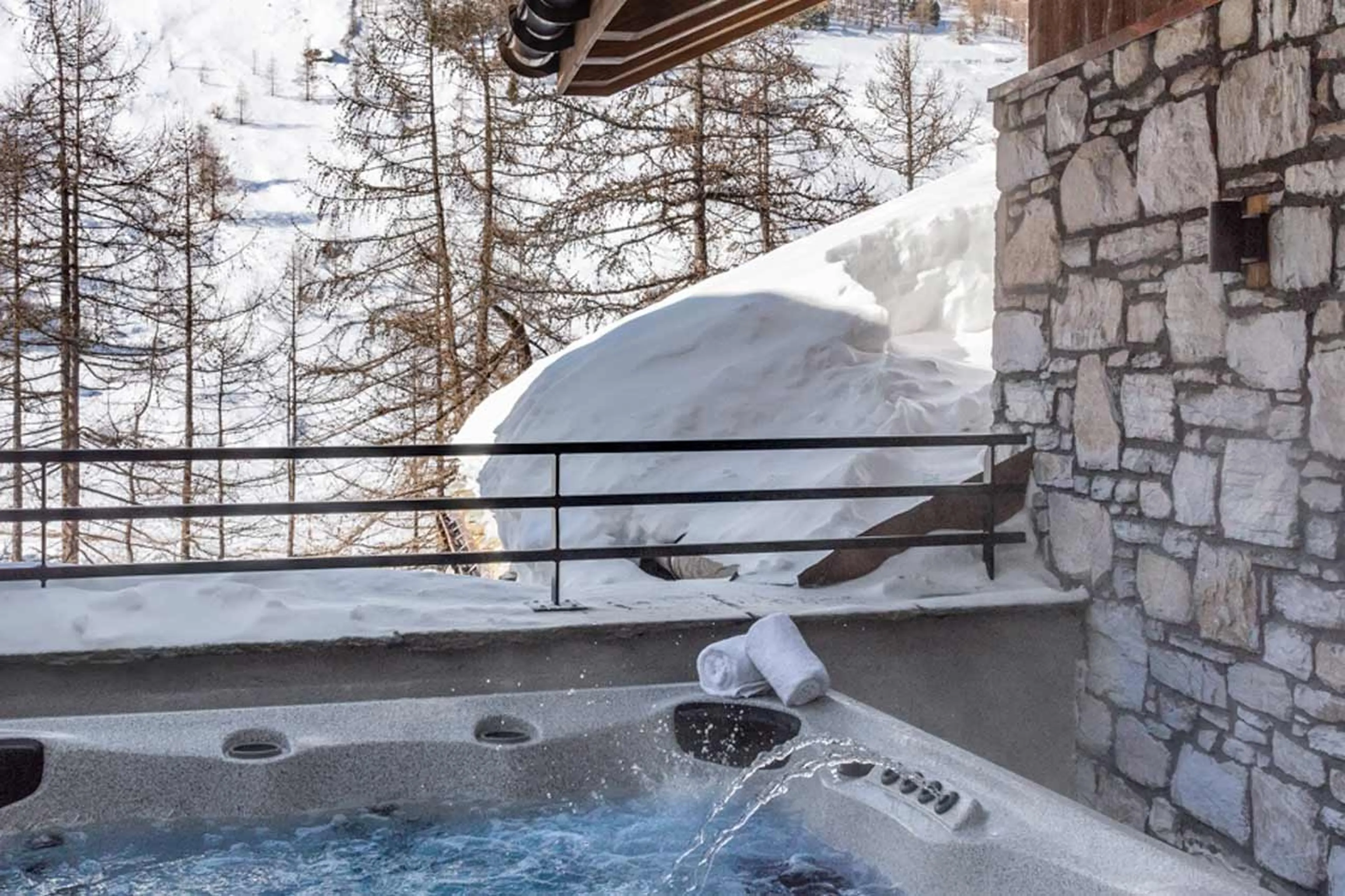 View from hot tub of Penthouse Vail Lodge A32 in Val d'Isere