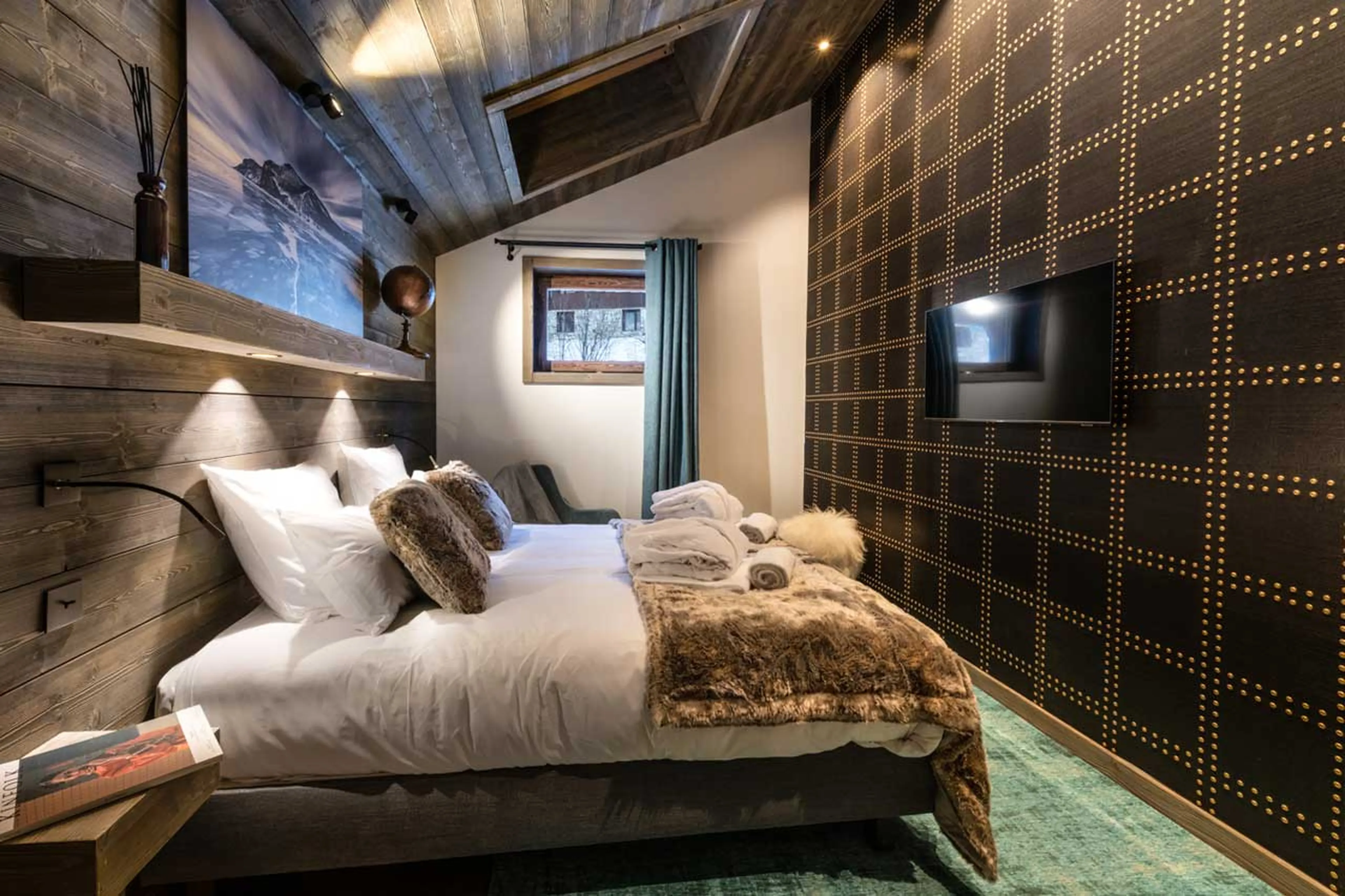 Bedroom one at Penthouse Vail Lodge B41 in Val d'Isere