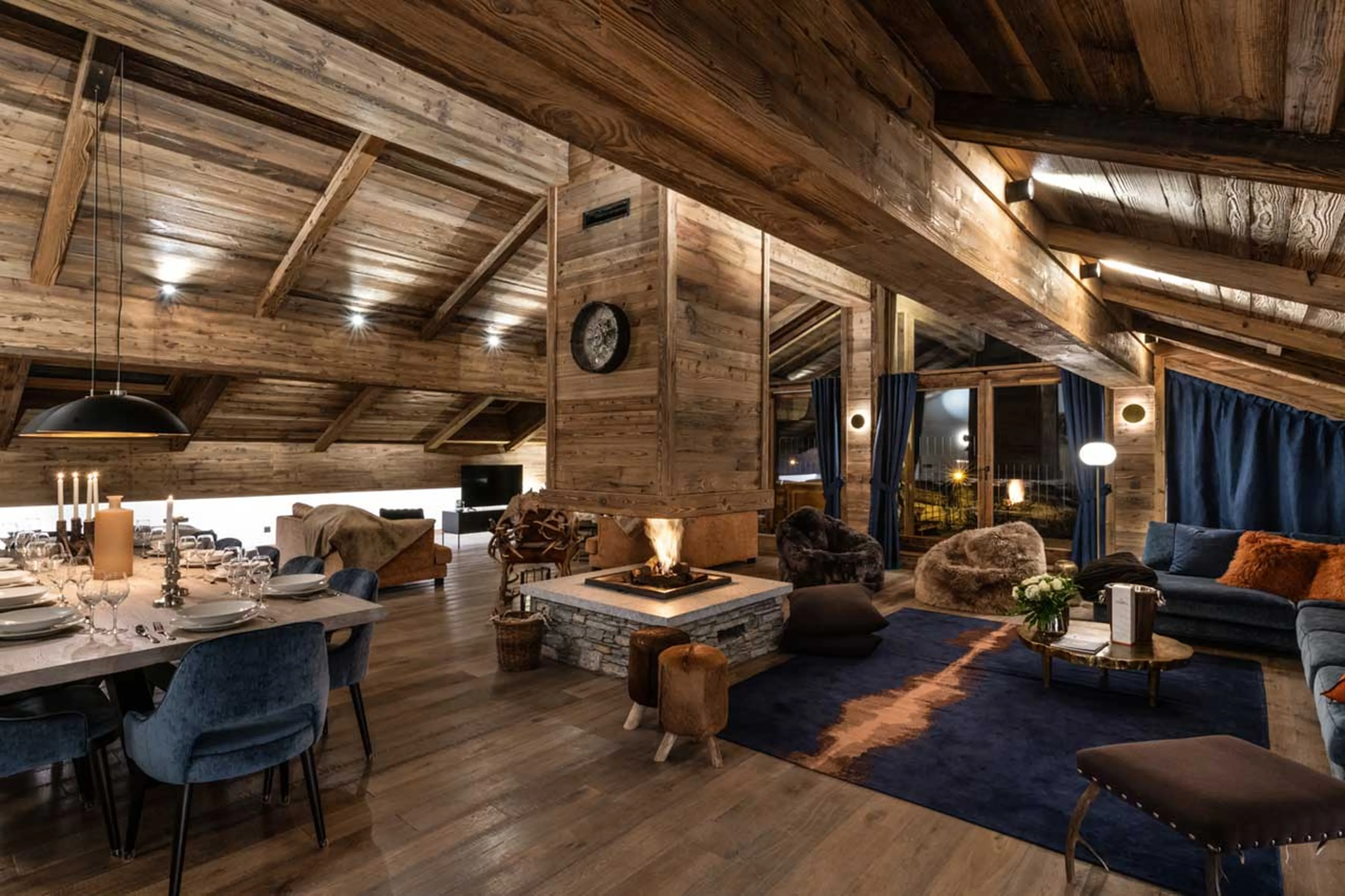 Dining area of Penthouse Vail Lodge B41 in Val d'Isere