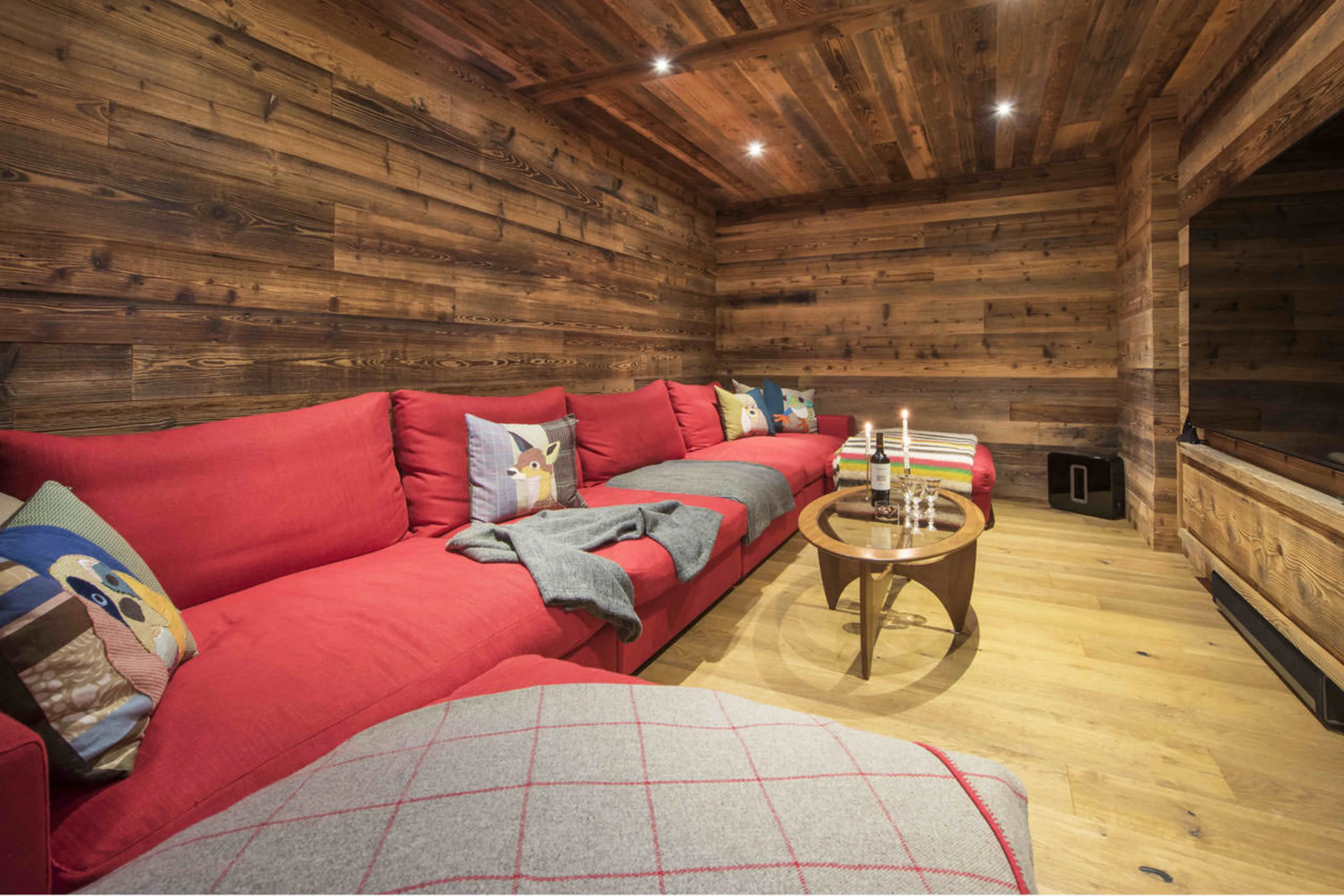TV room at Place Blanche in Verbier