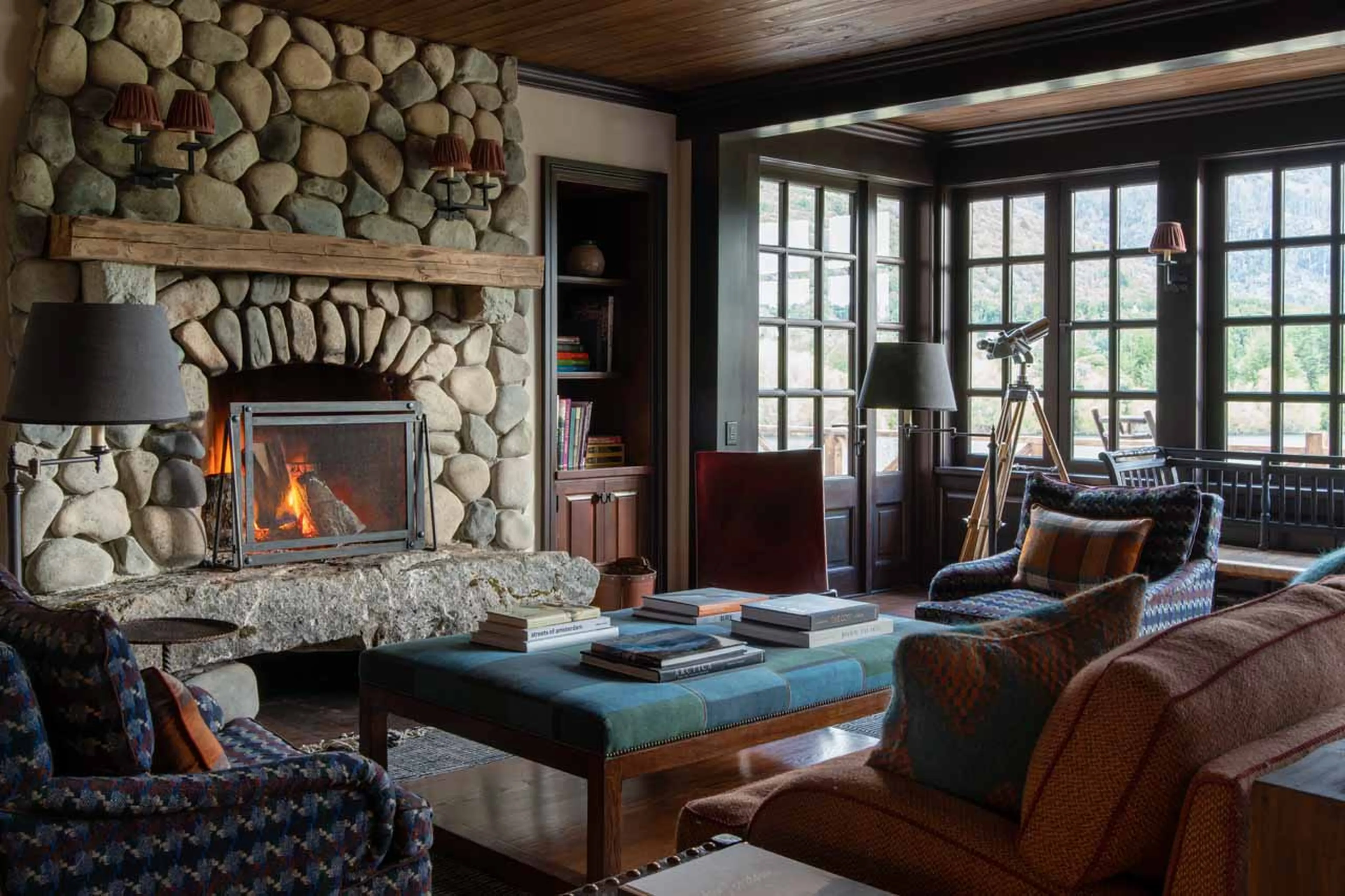 Living area of Rio Palena Lodge in Patagonia