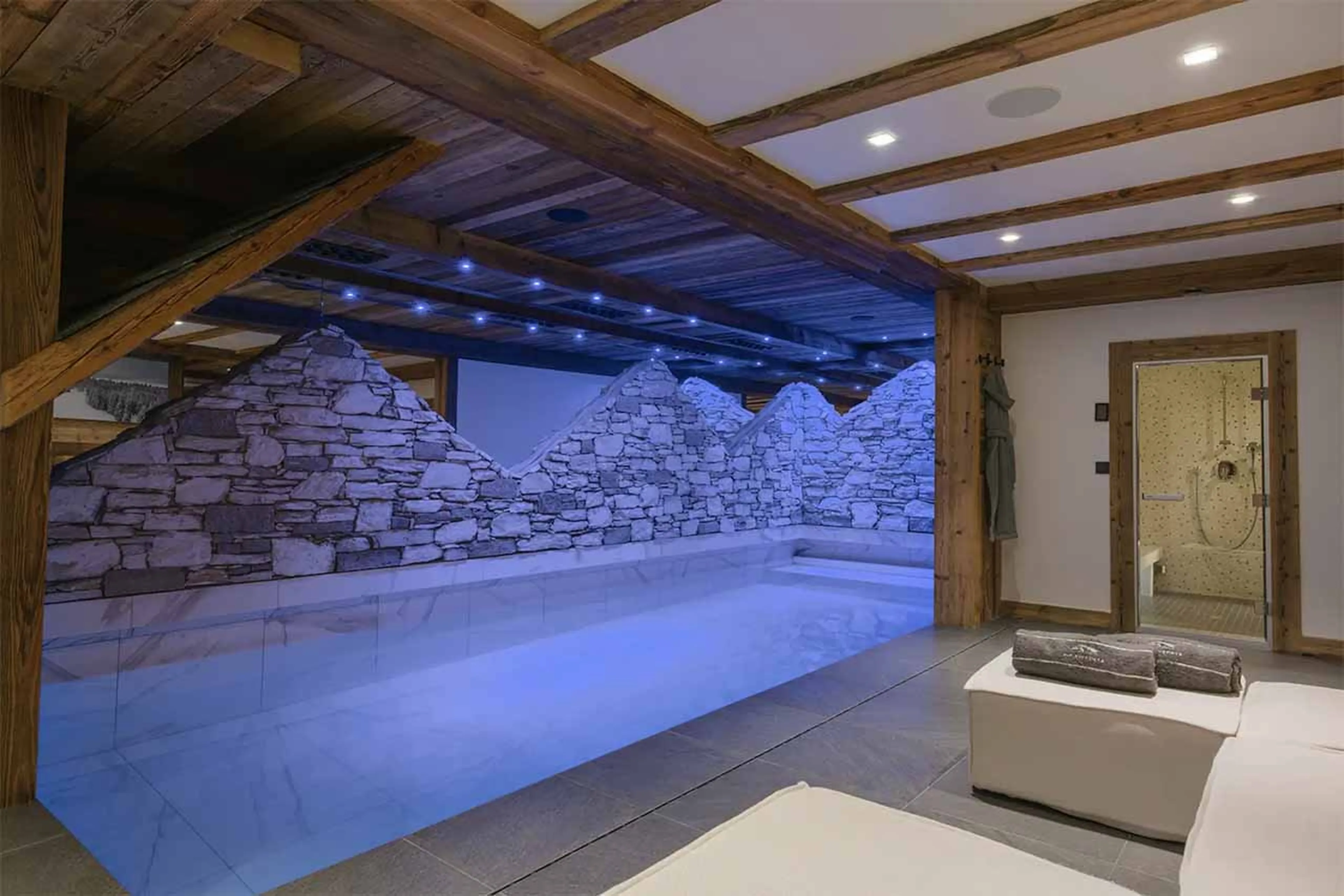 Spa at Penthouse Rocca in Val d'Isere