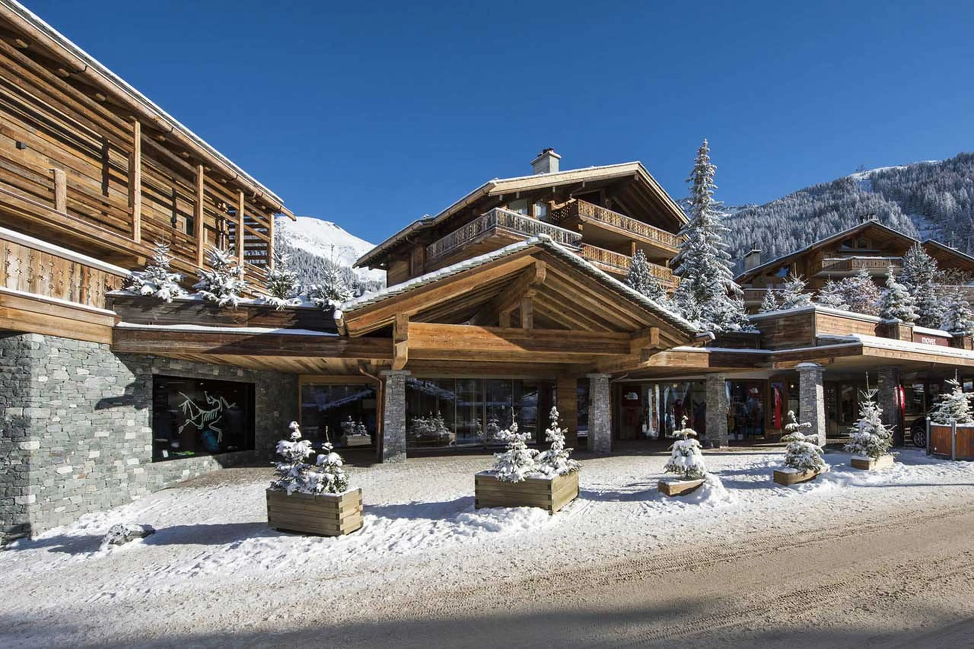 Exterior of Rosalp 3 in Verbier
