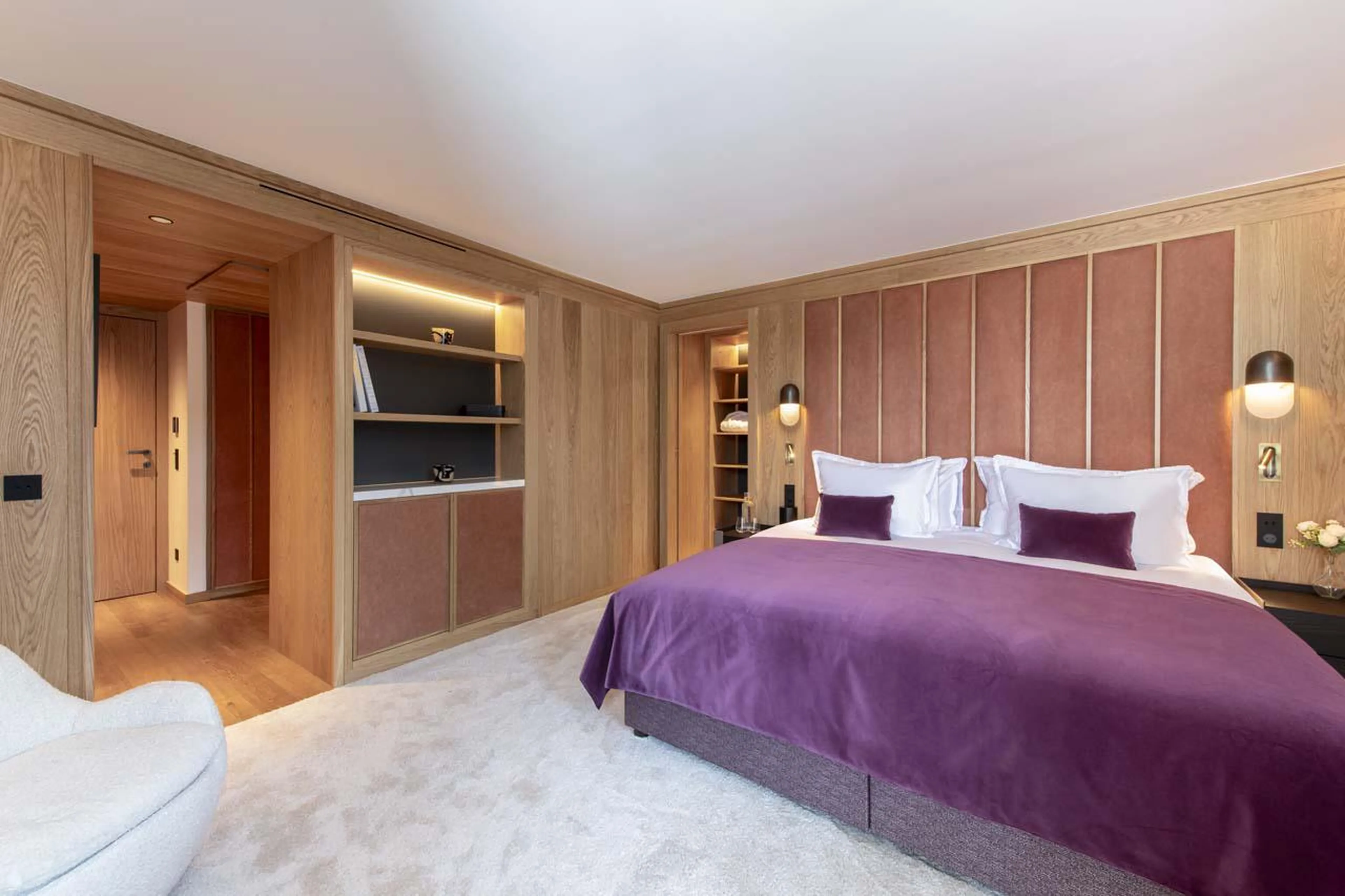 Bedroom with plentiful storage space at Sasha Apartment 4 in Courchevel 1850
