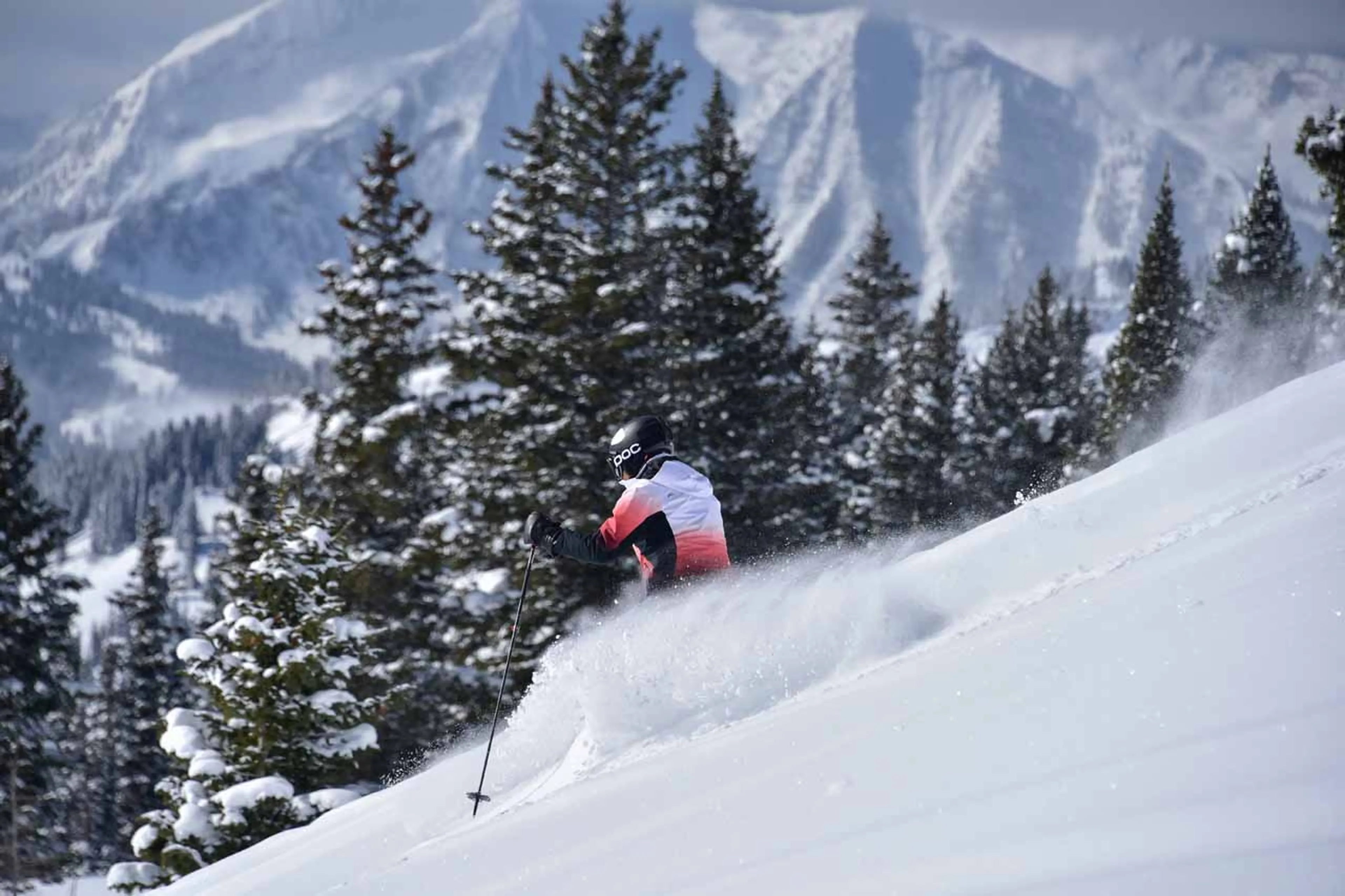 Off-piste skiing at Scarp Ridge Lodge in Crested Butte