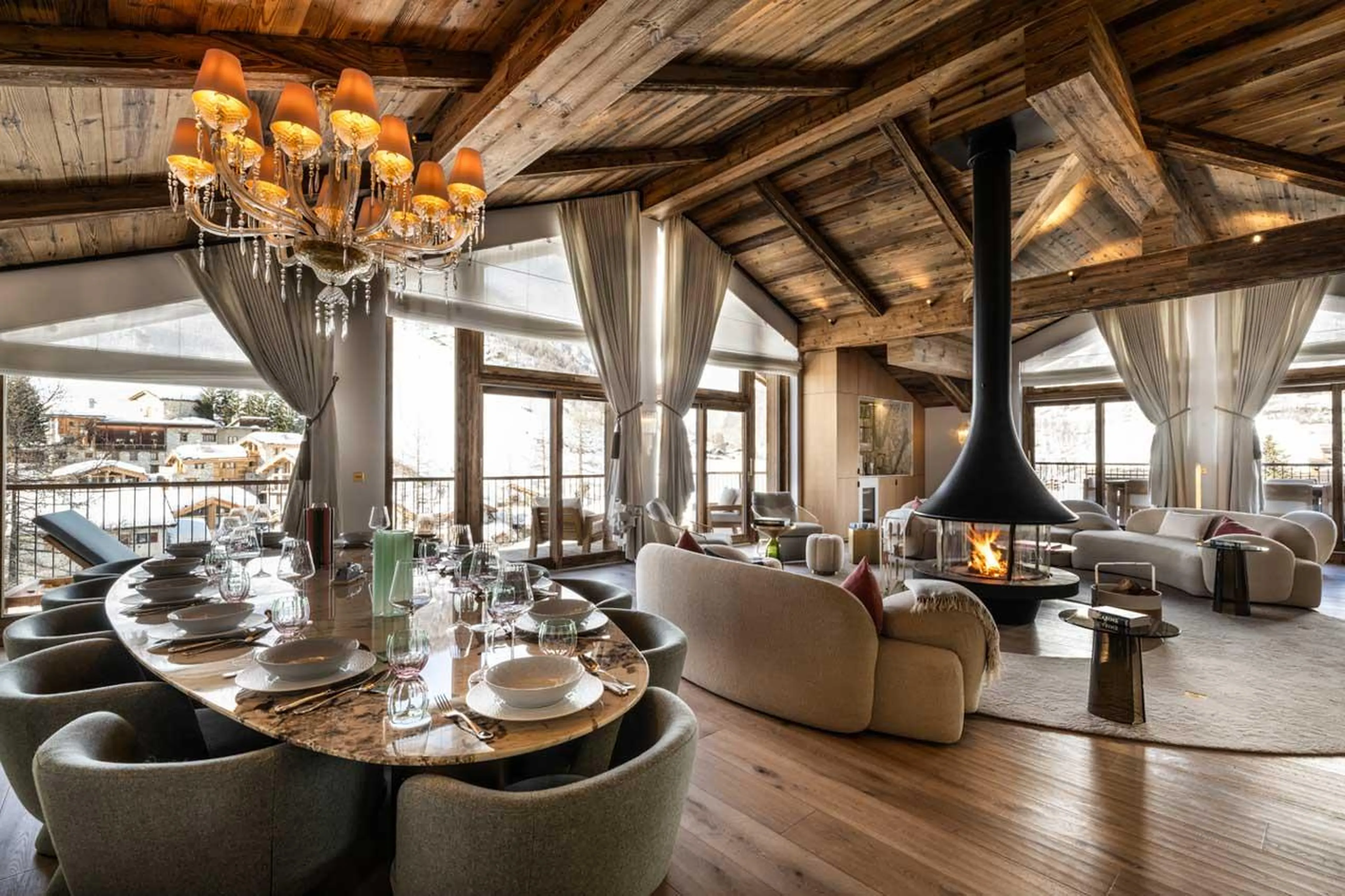 Dining and living area at Silverstone Lodge 5 in Val d'Isere