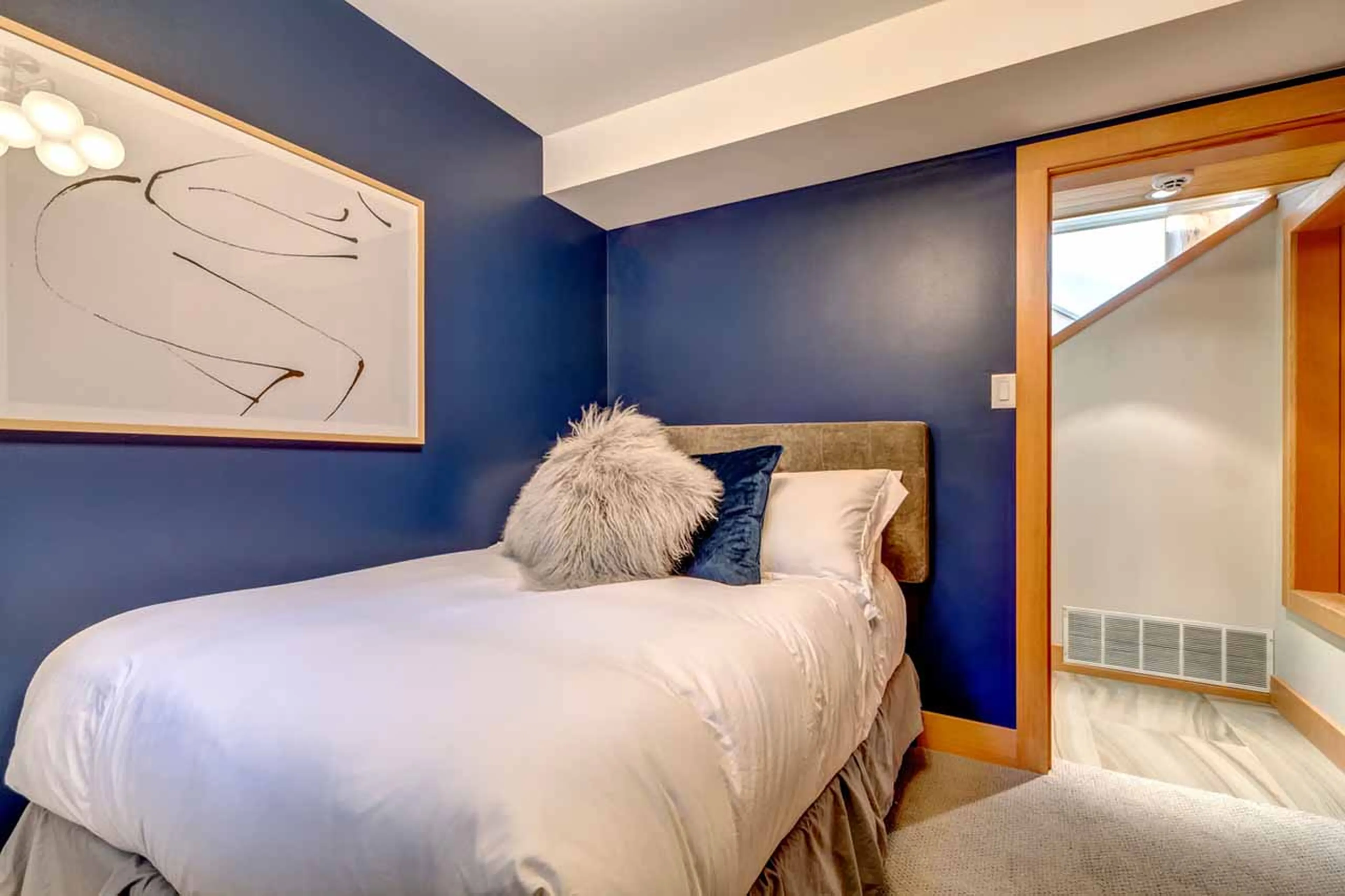 Bedroom 6 at Snowridge Views in Whistler