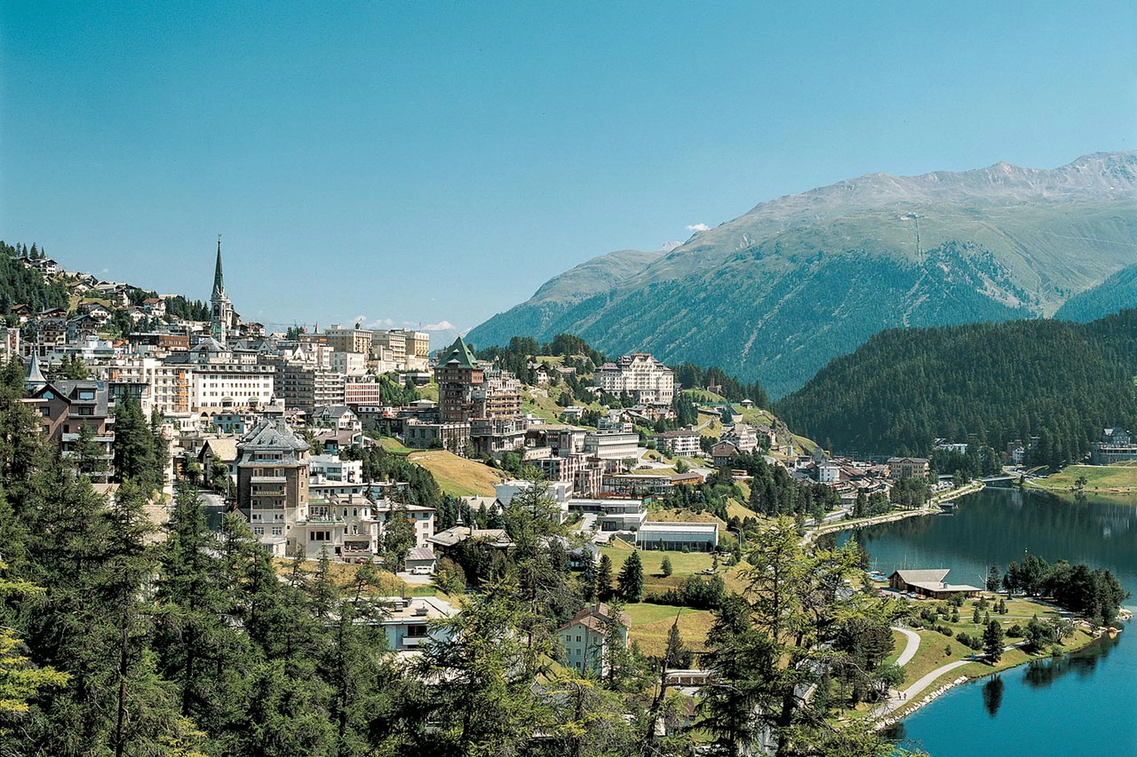 St. Moritz Shopping Experience