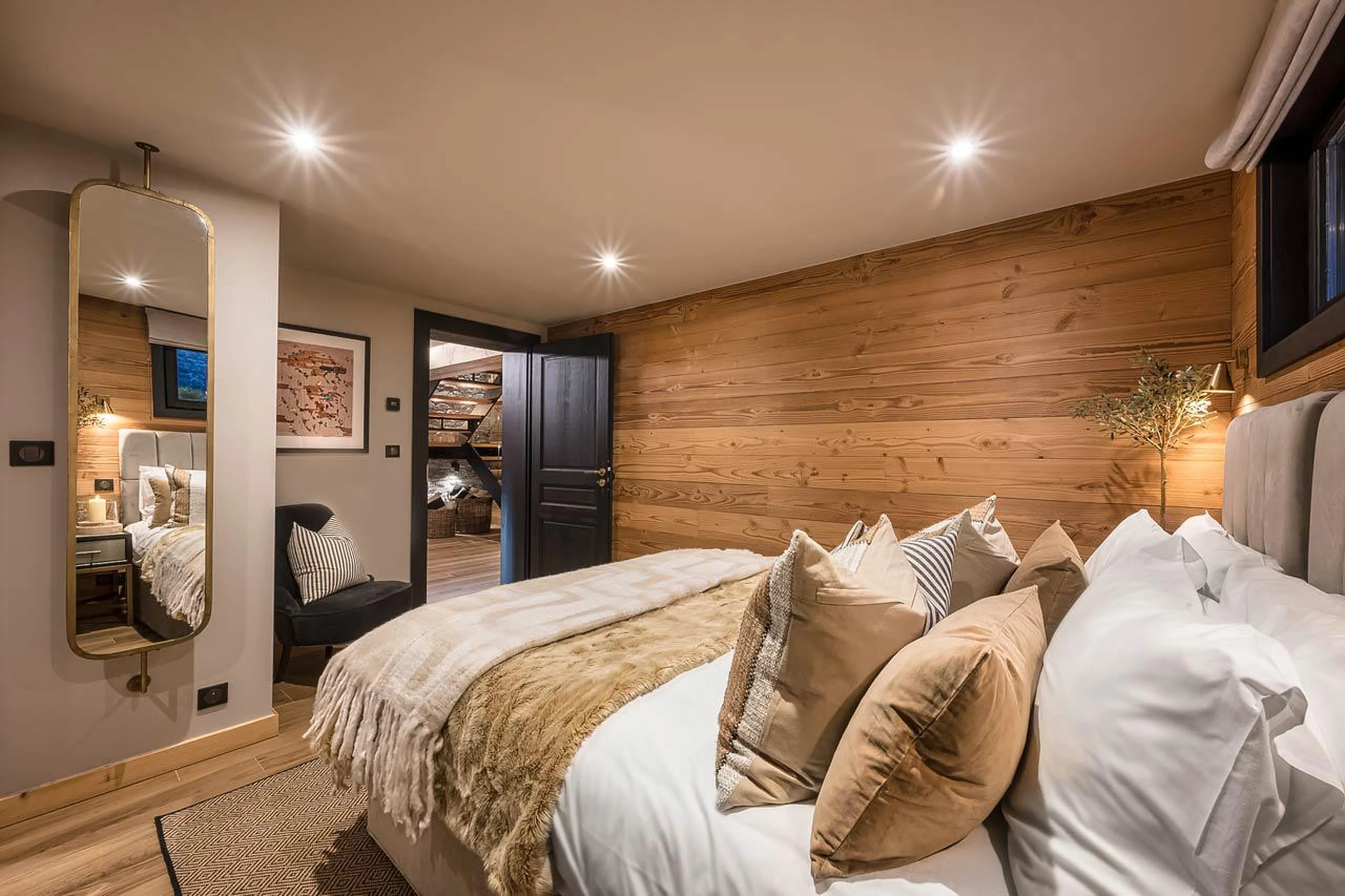 Bedroom six at The Bungo in Morzine